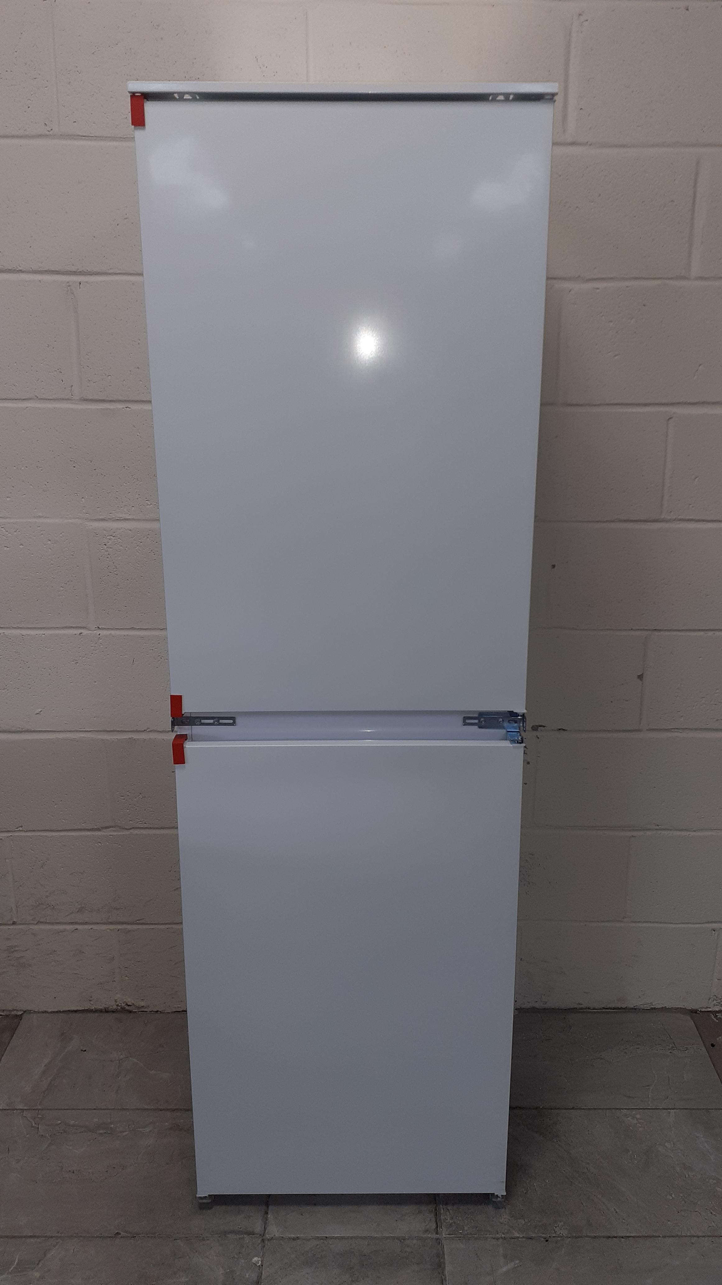 Zanussi Zbb27450sv 5050 Split A Rated Low Frost Built In Fridge Freezer U48206 