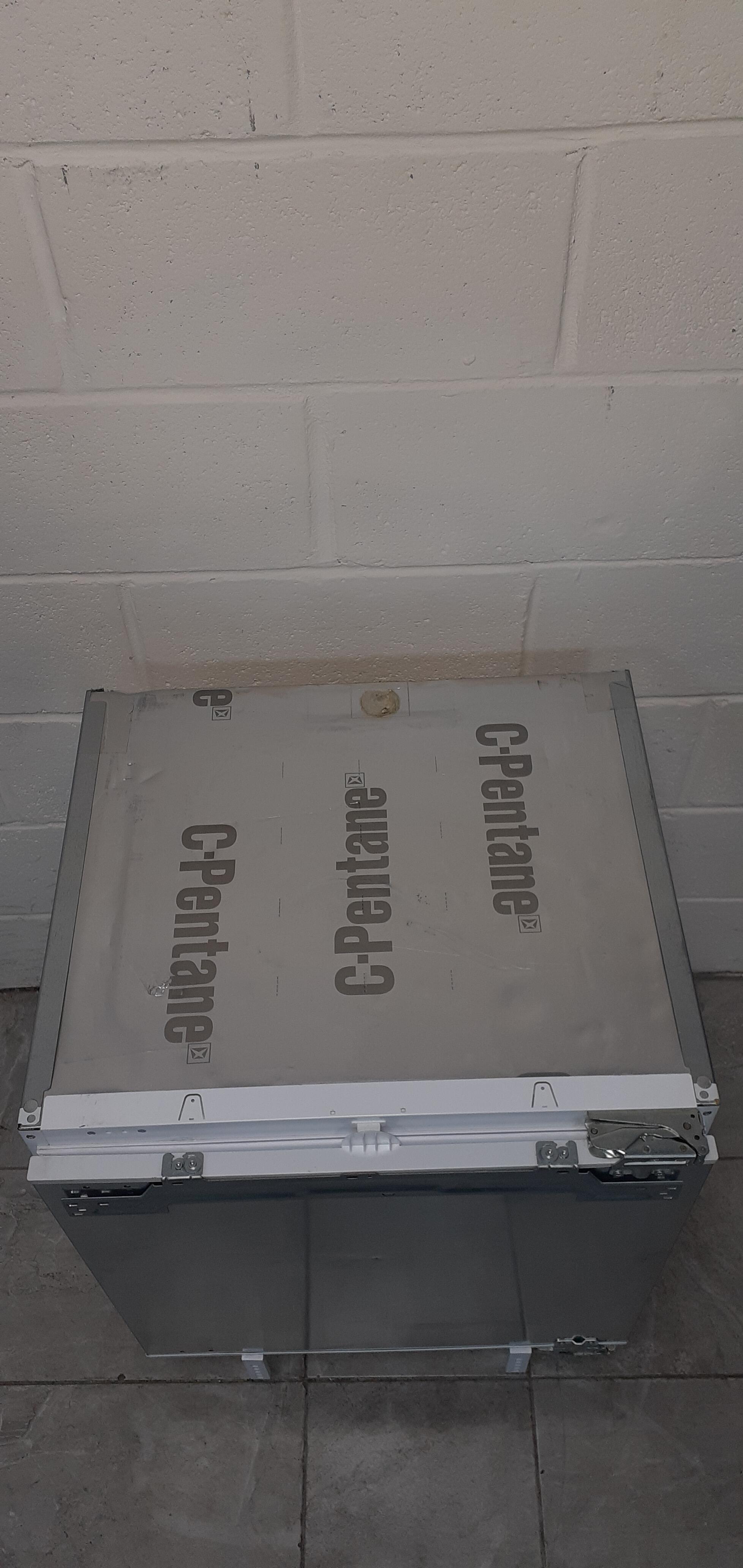 NEFF N50 K4316XFF0G Integrated Undercounter Fridge Fixed Hinge U49973