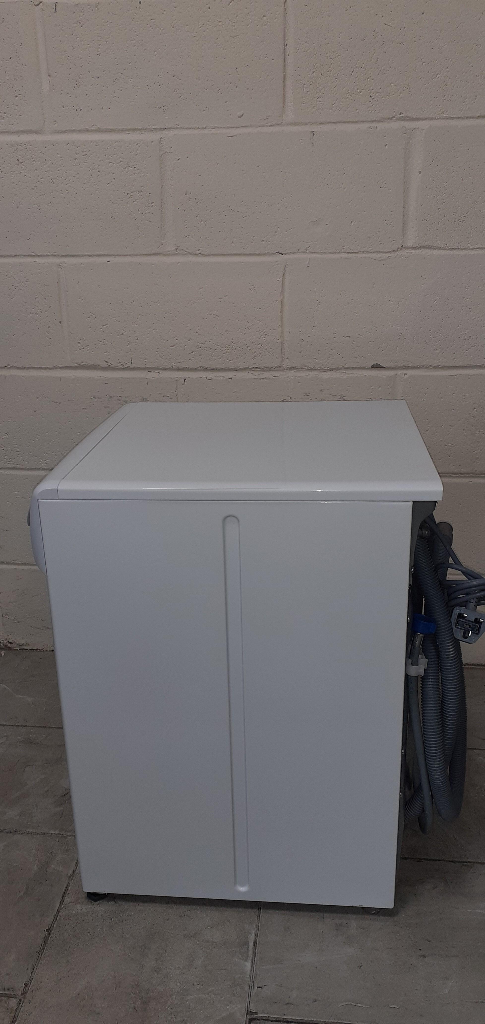 Zanussi ZWC1301 Freestanding Compact Mini Washing Machine A120104