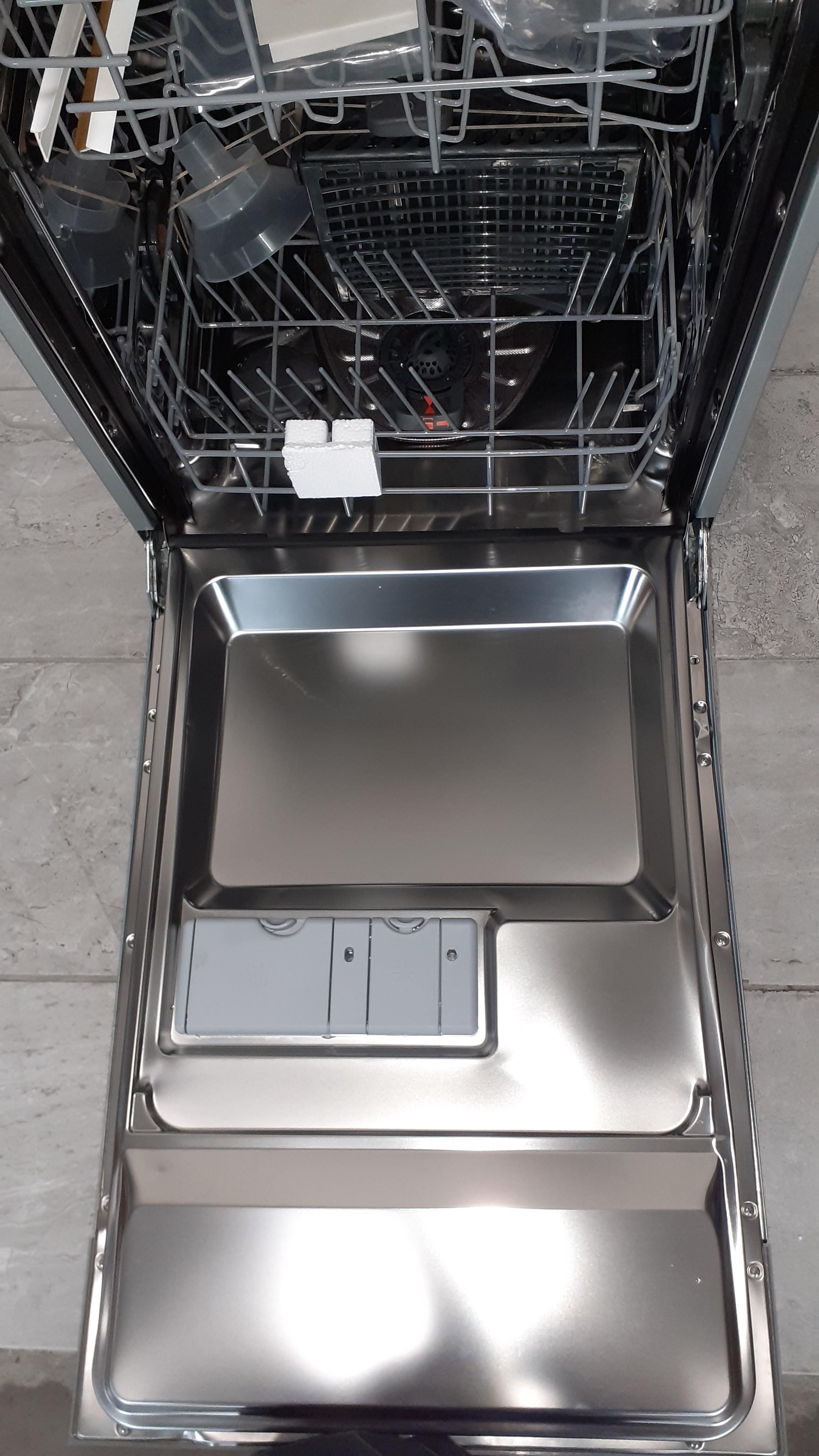 Electrolux ESL4201LO Built in Integrated 45cm Slimline 9 Place