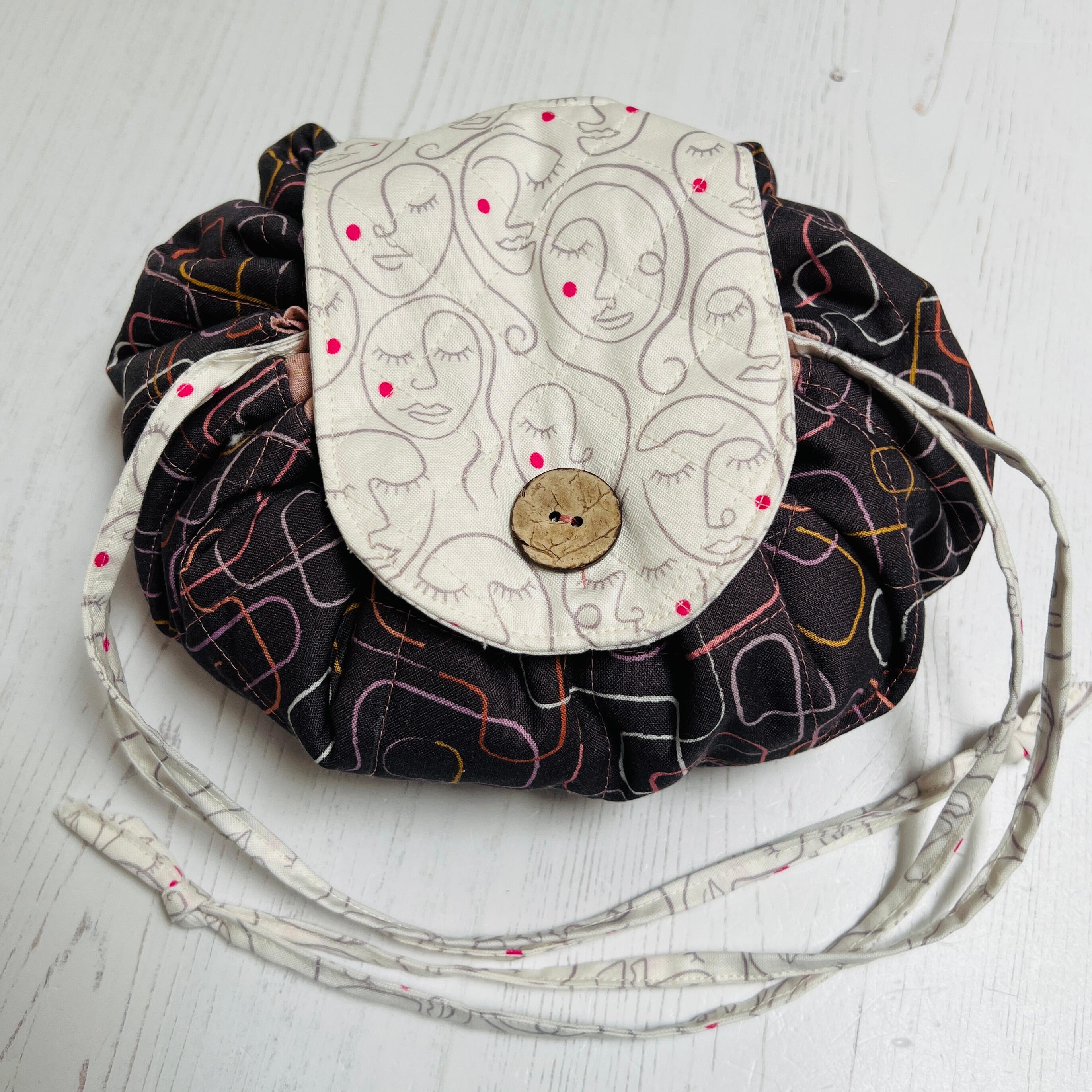 Fat quarter makeup online bag