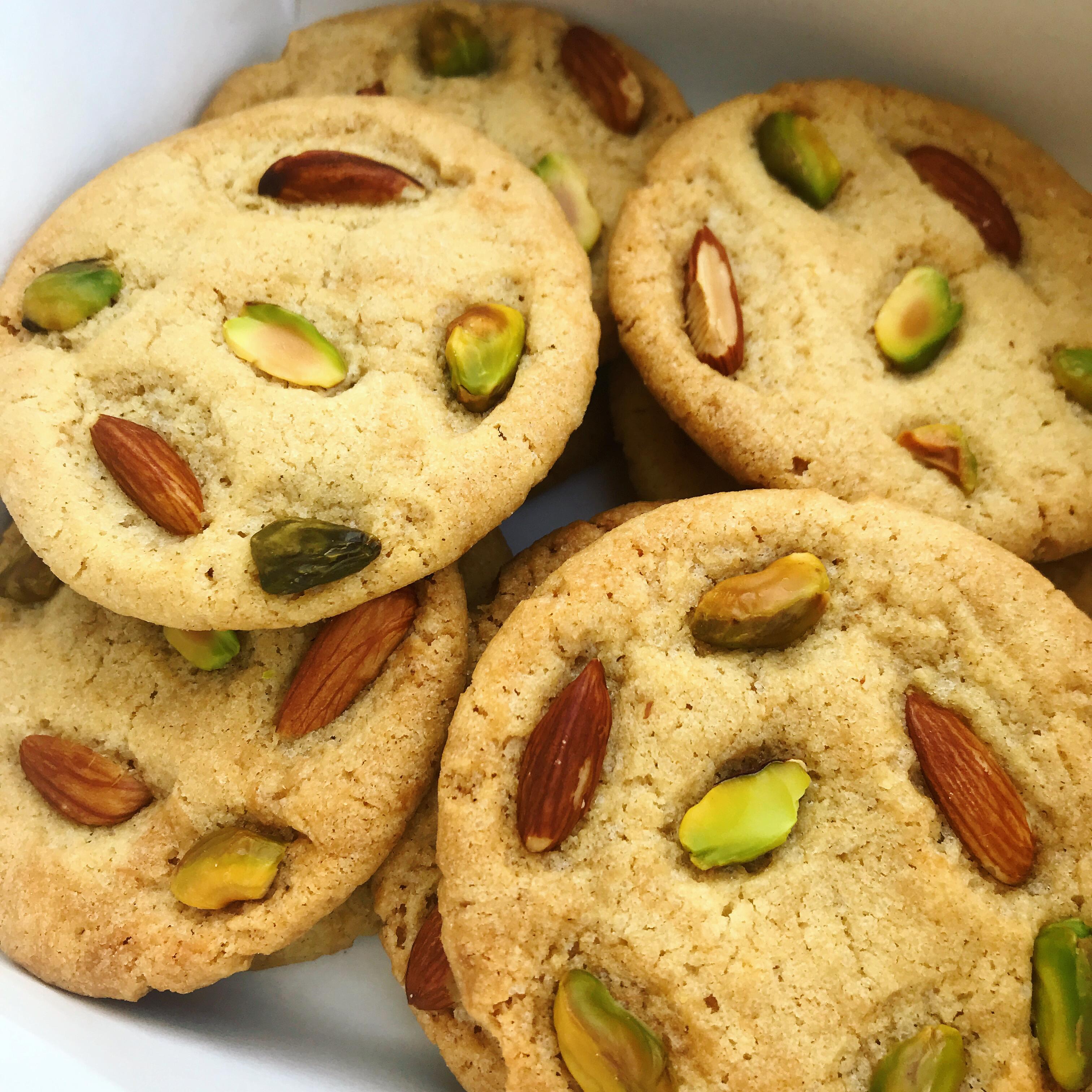 Pistachio & Almond Biscuit x 12