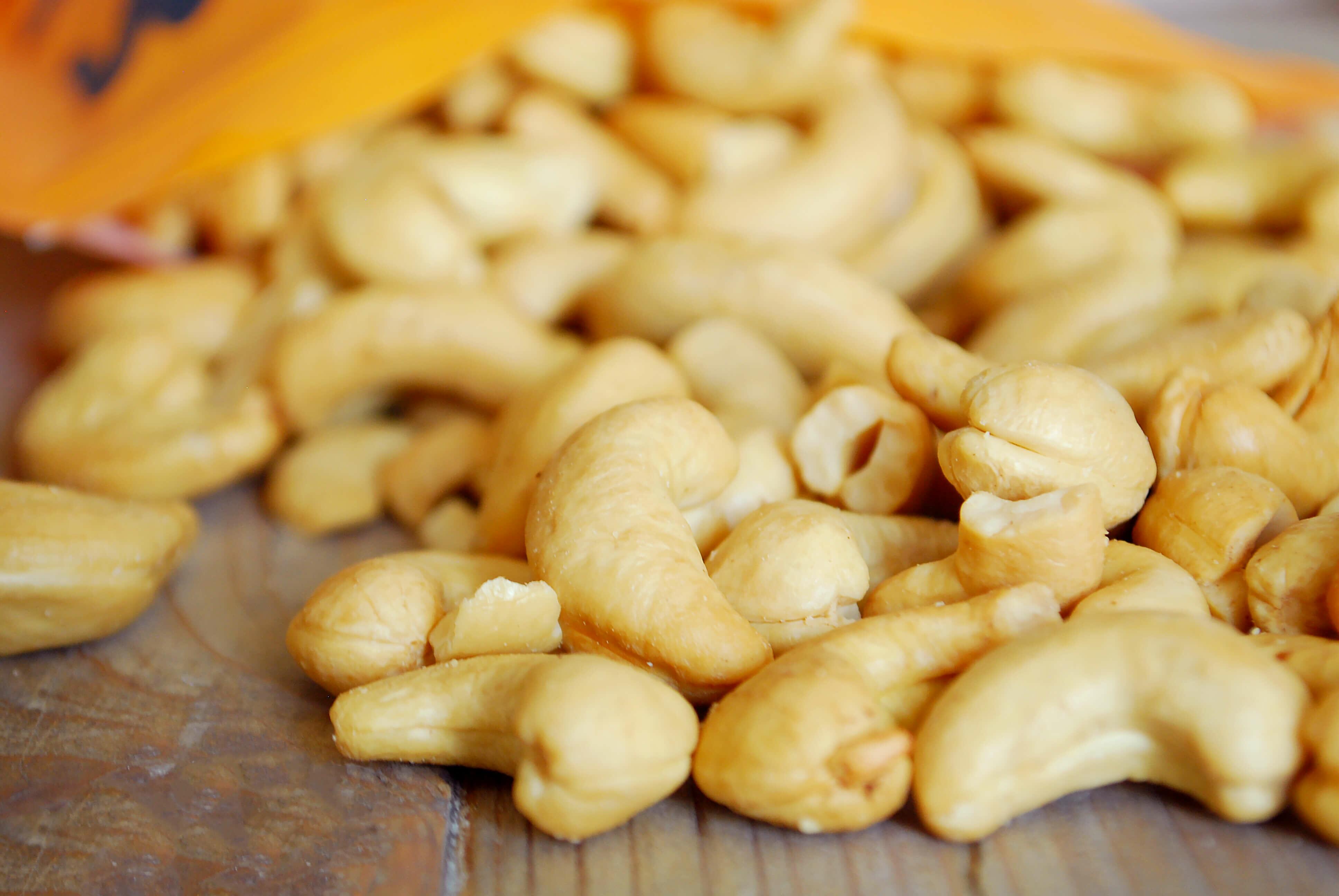 East End Cashew Nuts 100g