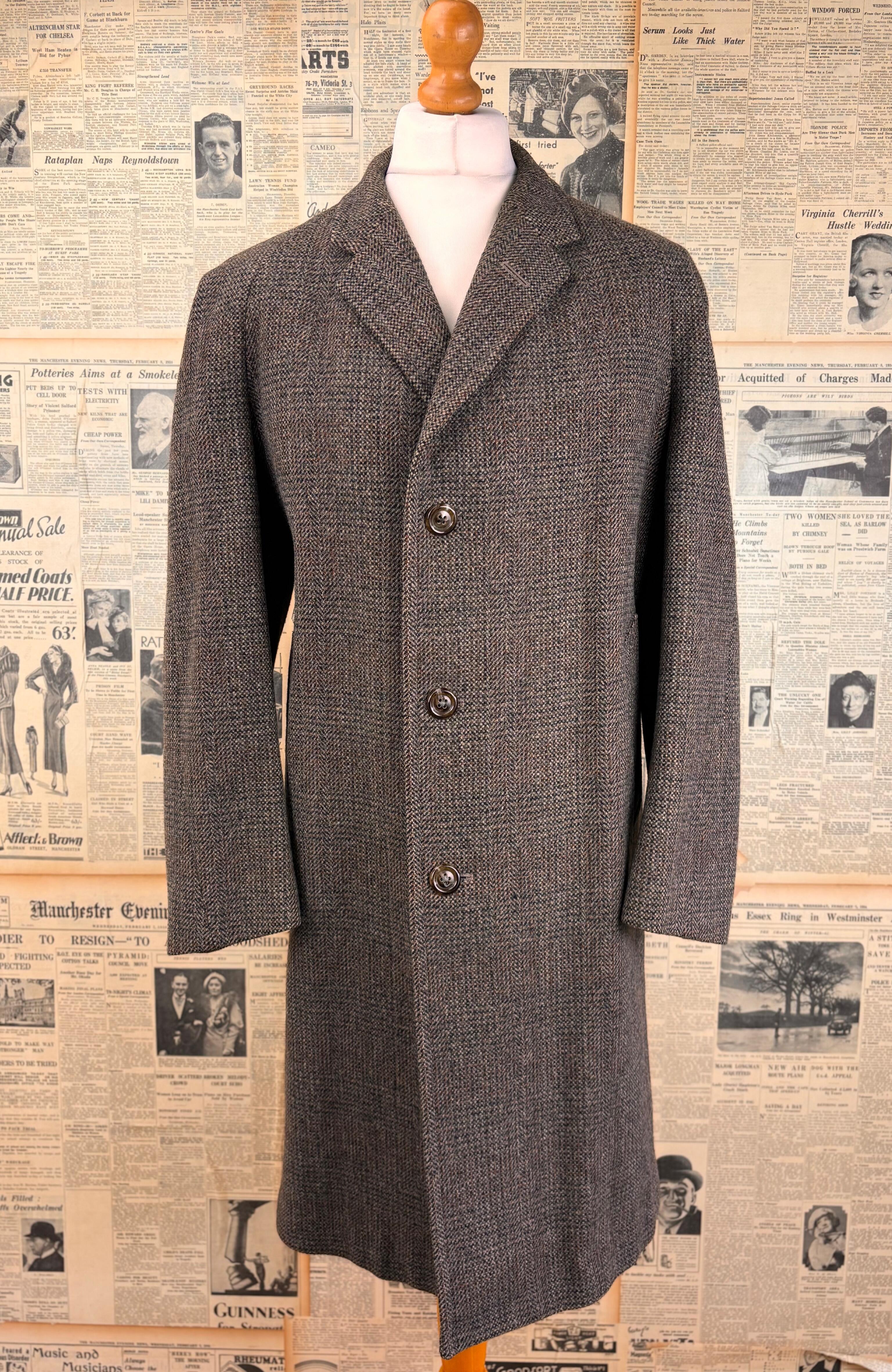 Forsyth Crombie brown raglan sleeve tweed overcoat size 42 44