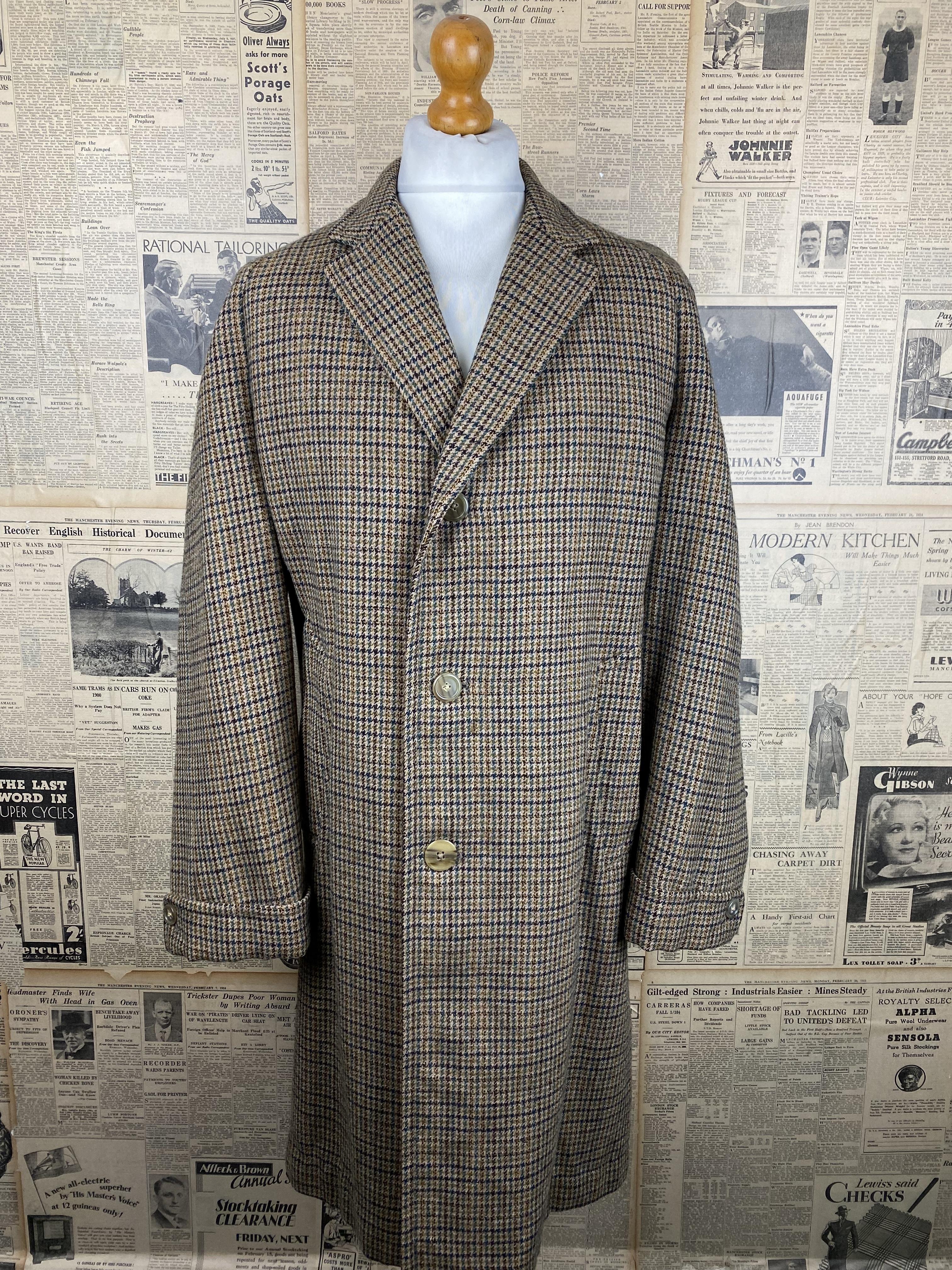 Vintage 1960's raglan sleeve overcoat size 42