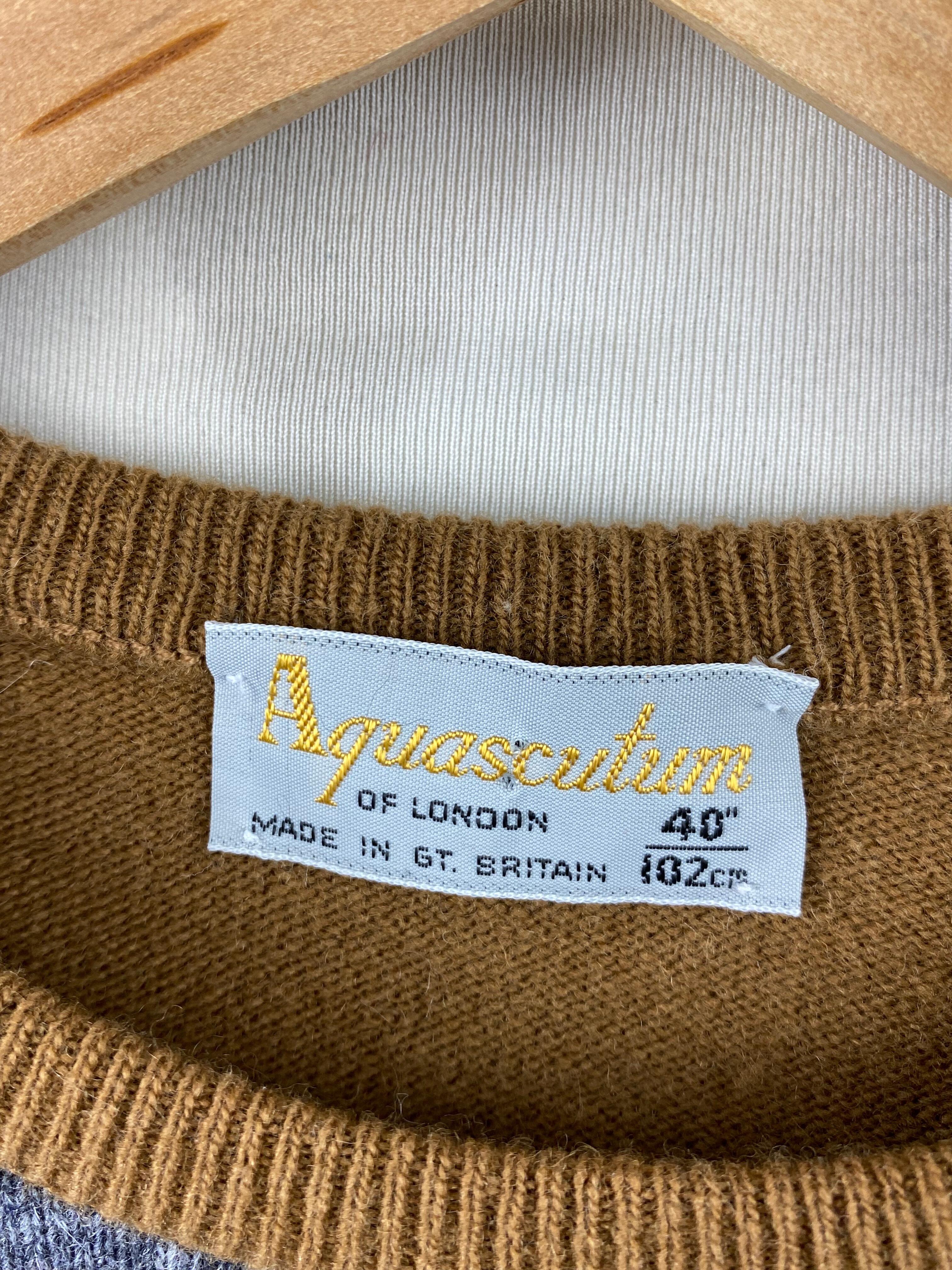 Vintage ladies size 40 Aquascutum sweater