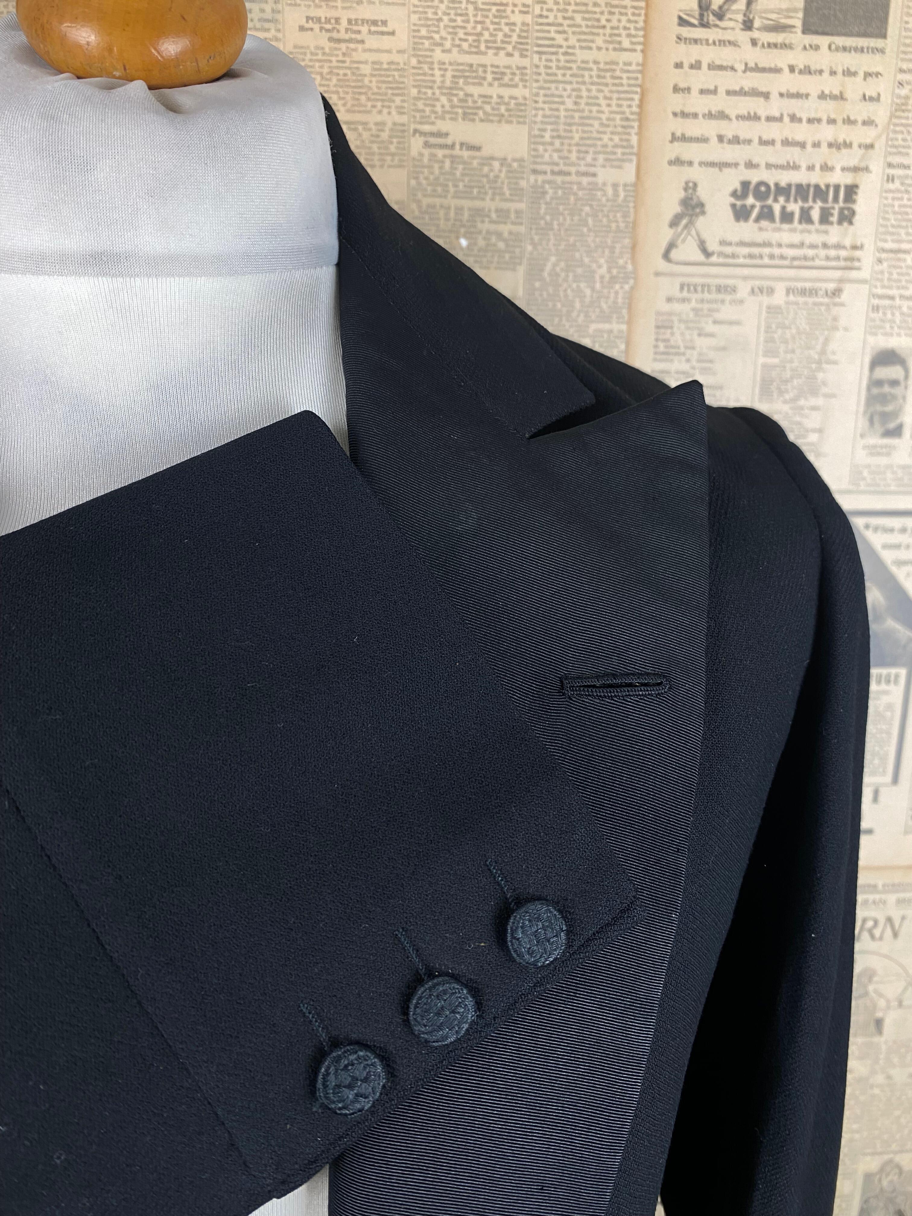 > Vintage bespoke Victorian Edwardian evening tailcoat size 40 long