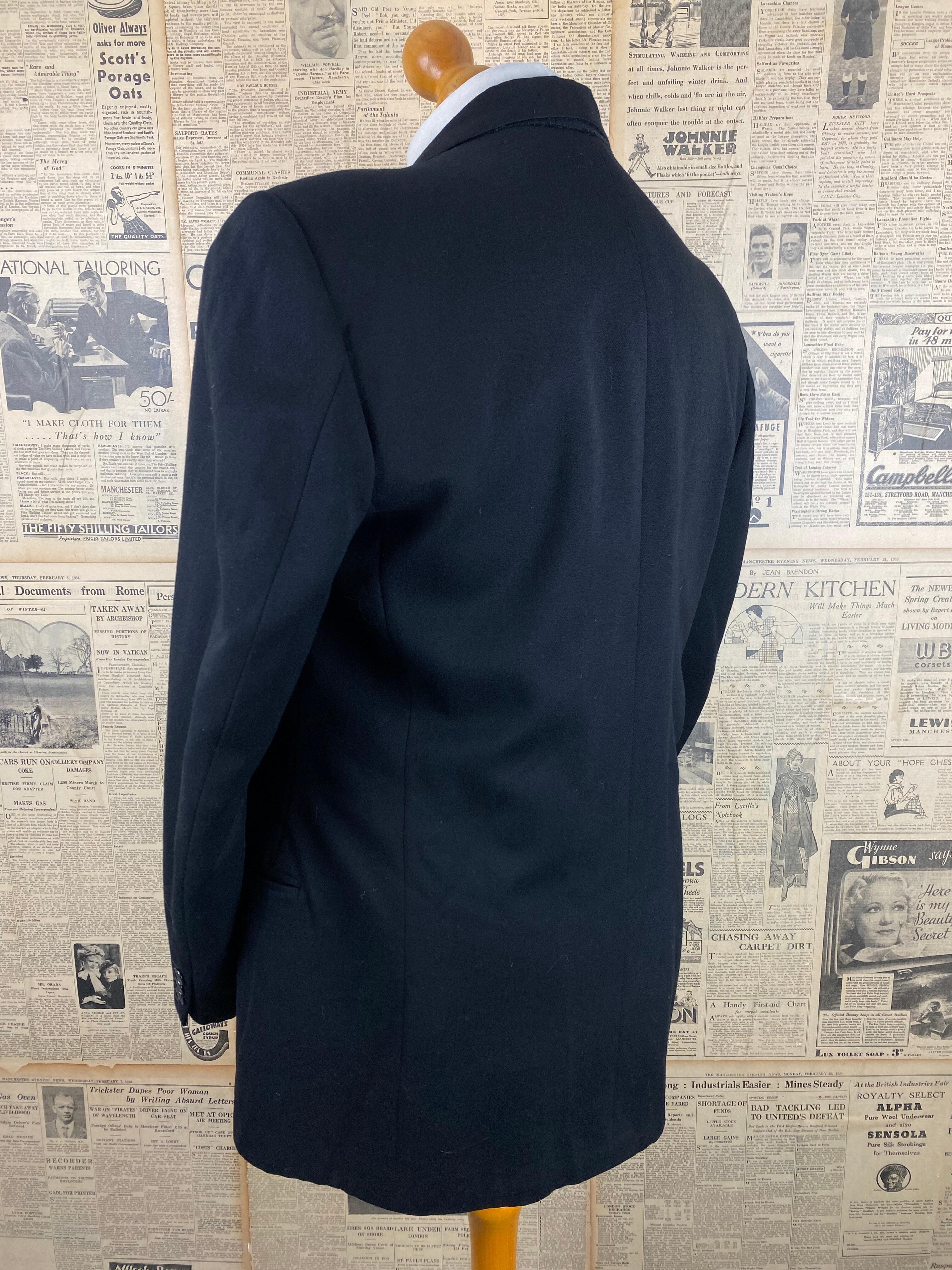 Vintage double breasted 1950's dinner jacket size 42