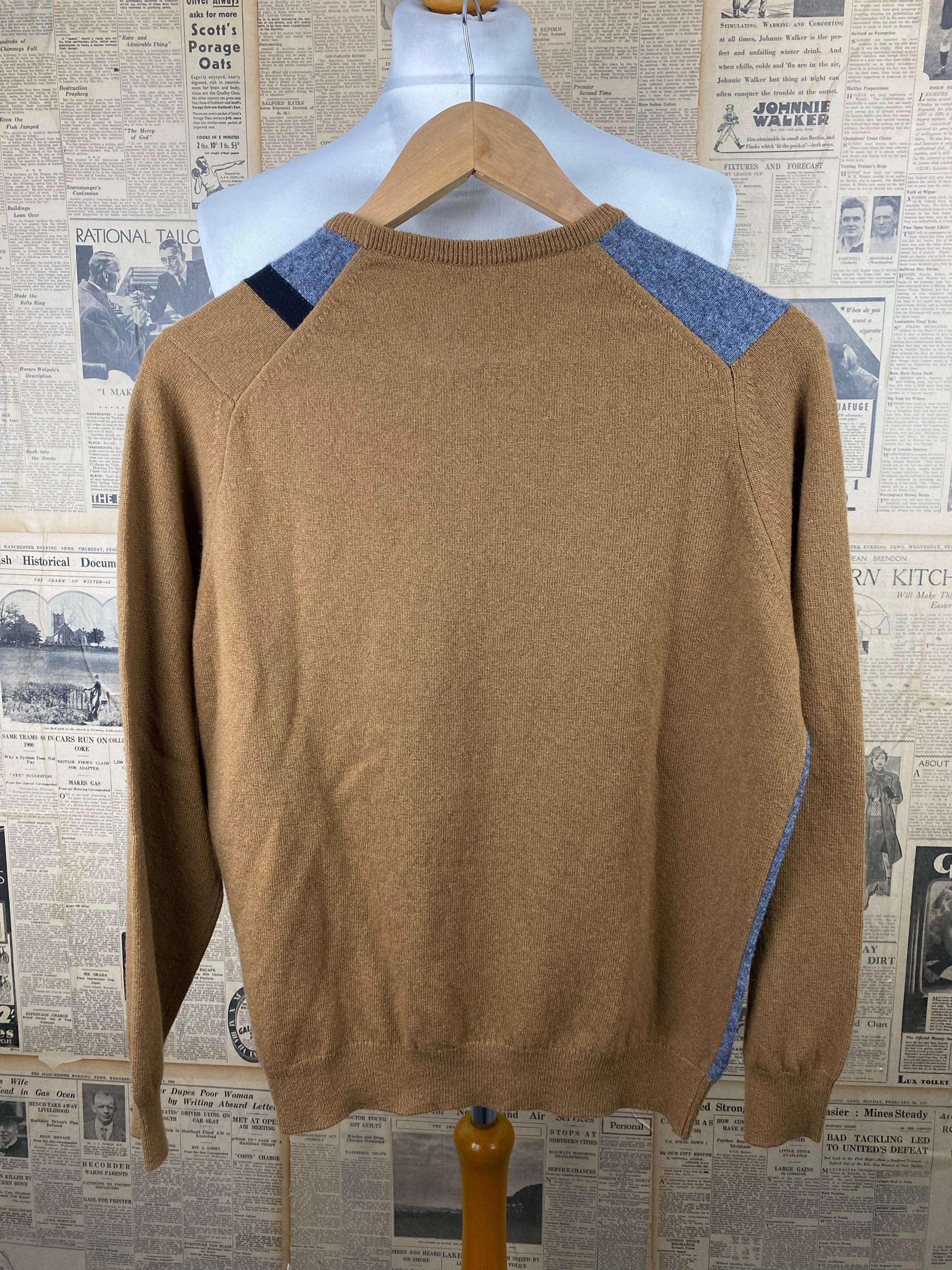 Vintage ladies size 40 Aquascutum sweater