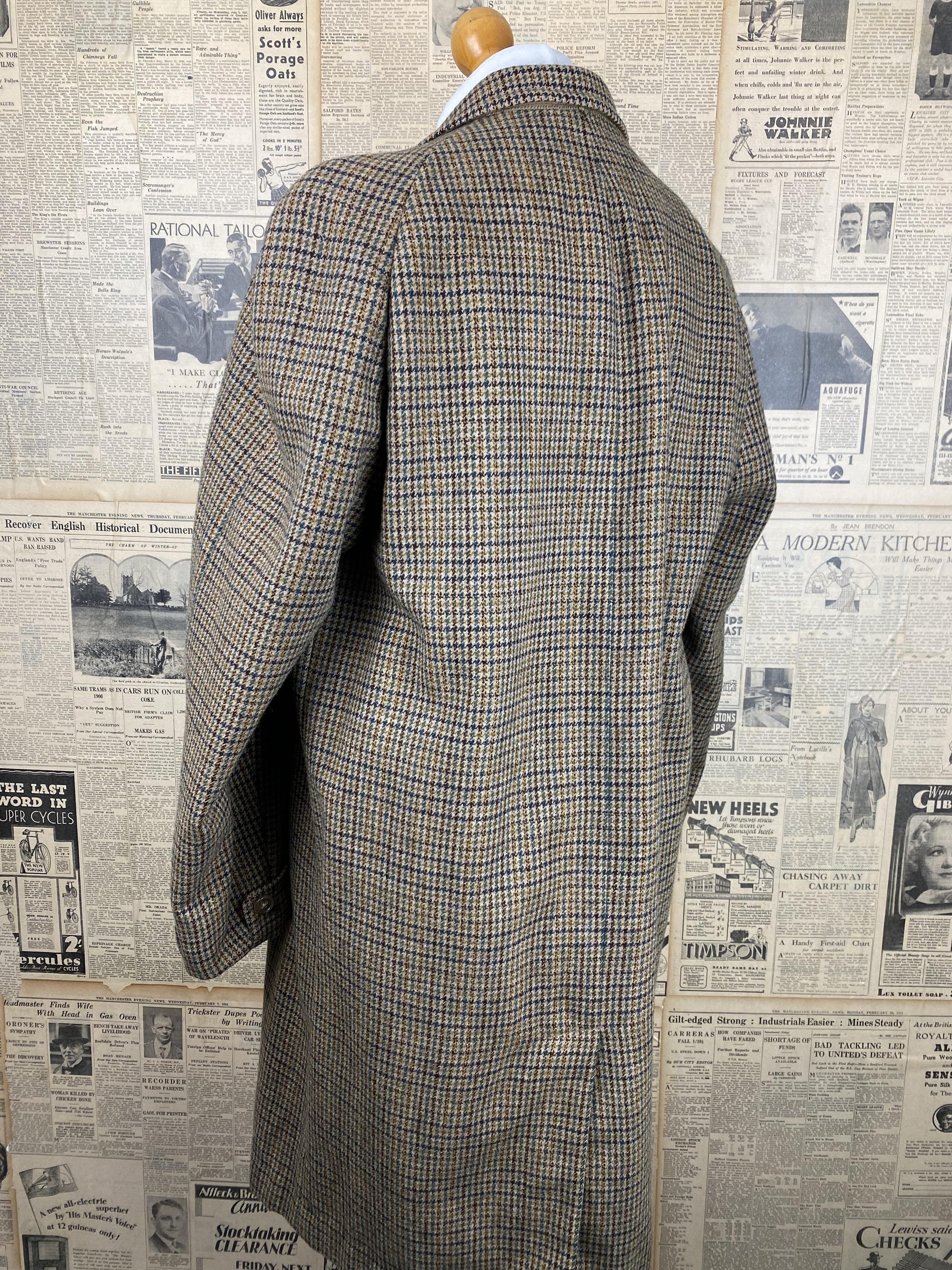 Vintage 1960's raglan sleeve overcoat size 42