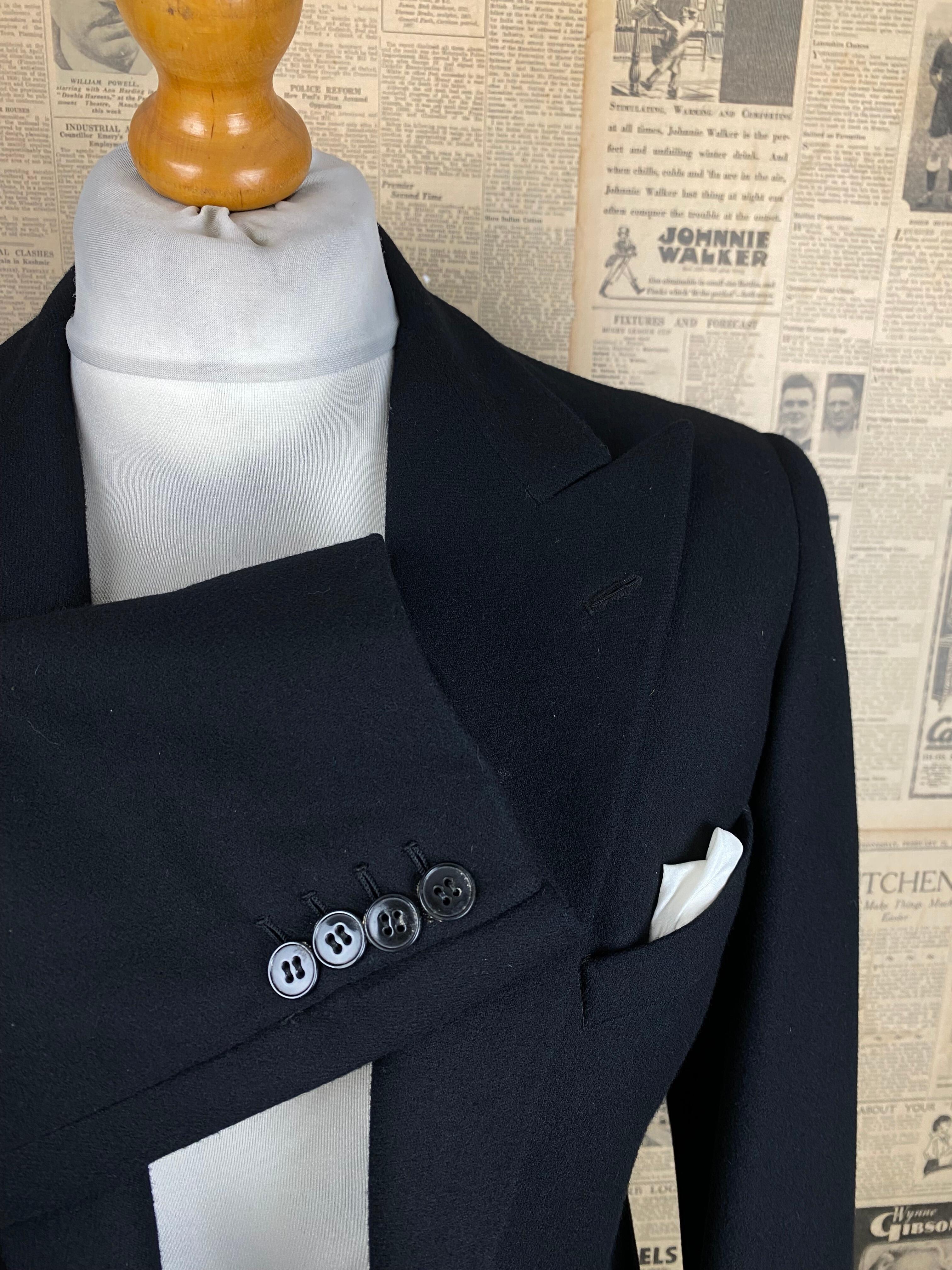 173> Vintage 1930's morning tailcoat size 38