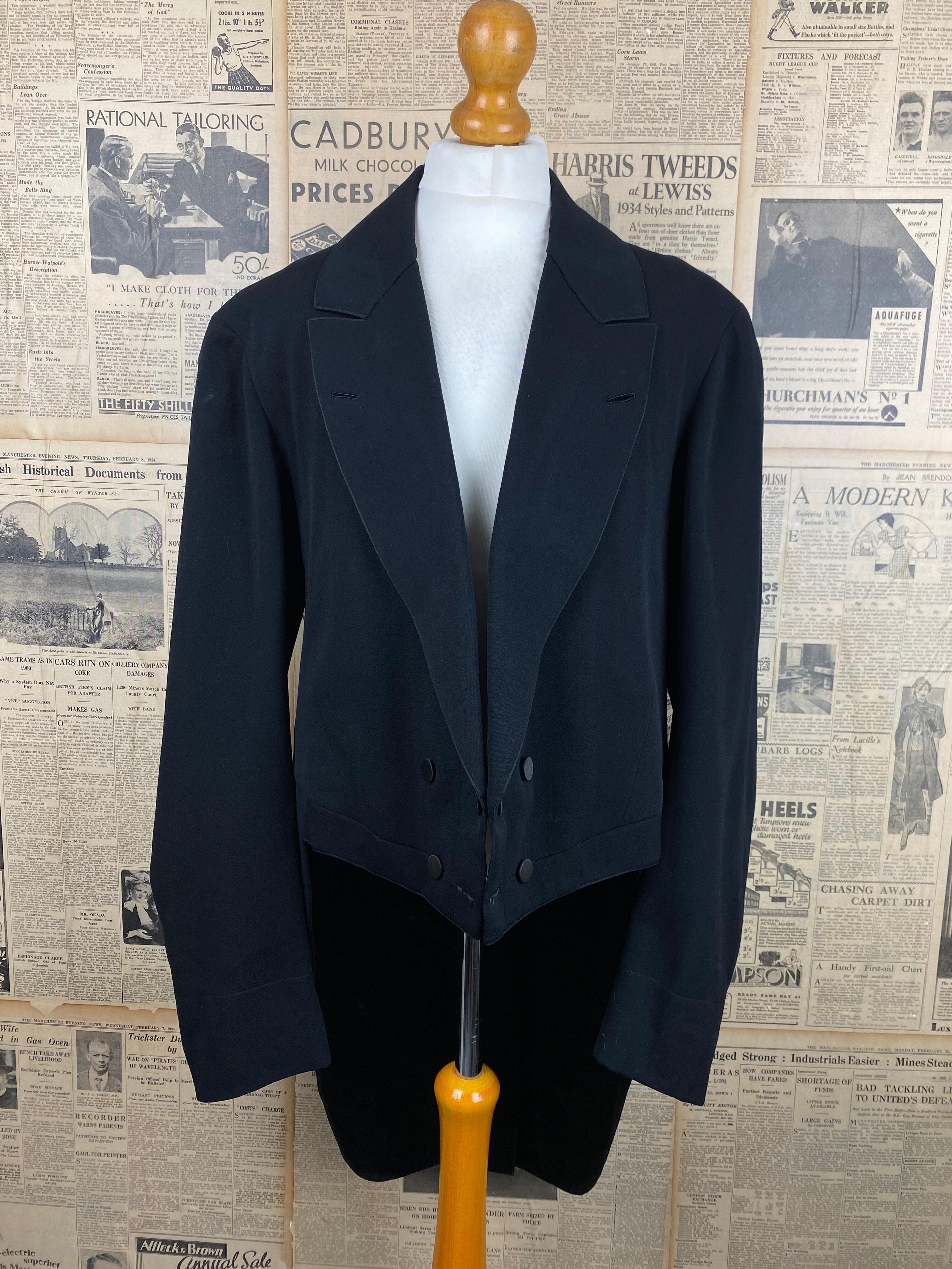 > Vintage Edwardian bespoke evening tailcoat size 36 38
