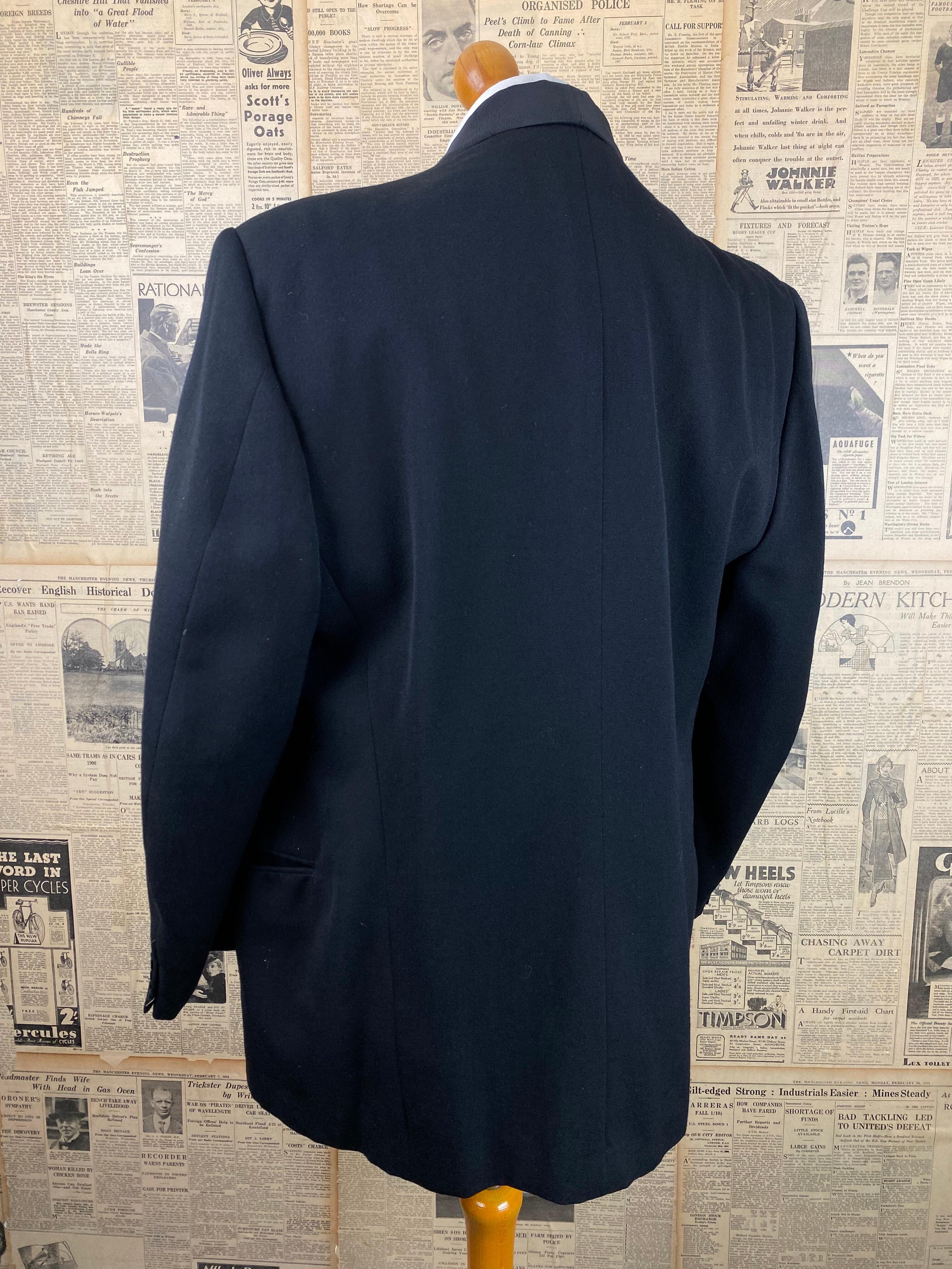 Vintage 1960's double breasted shawl collar dinner jacket size 44