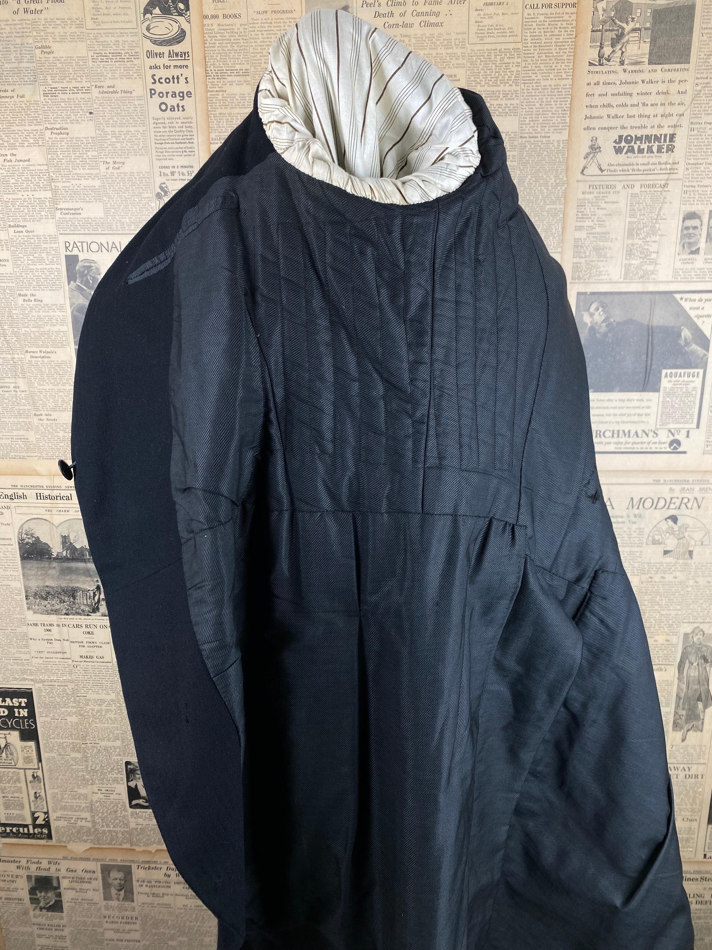 25> Vintage bespoke Savile Row 1925 morning tailcoat size 40