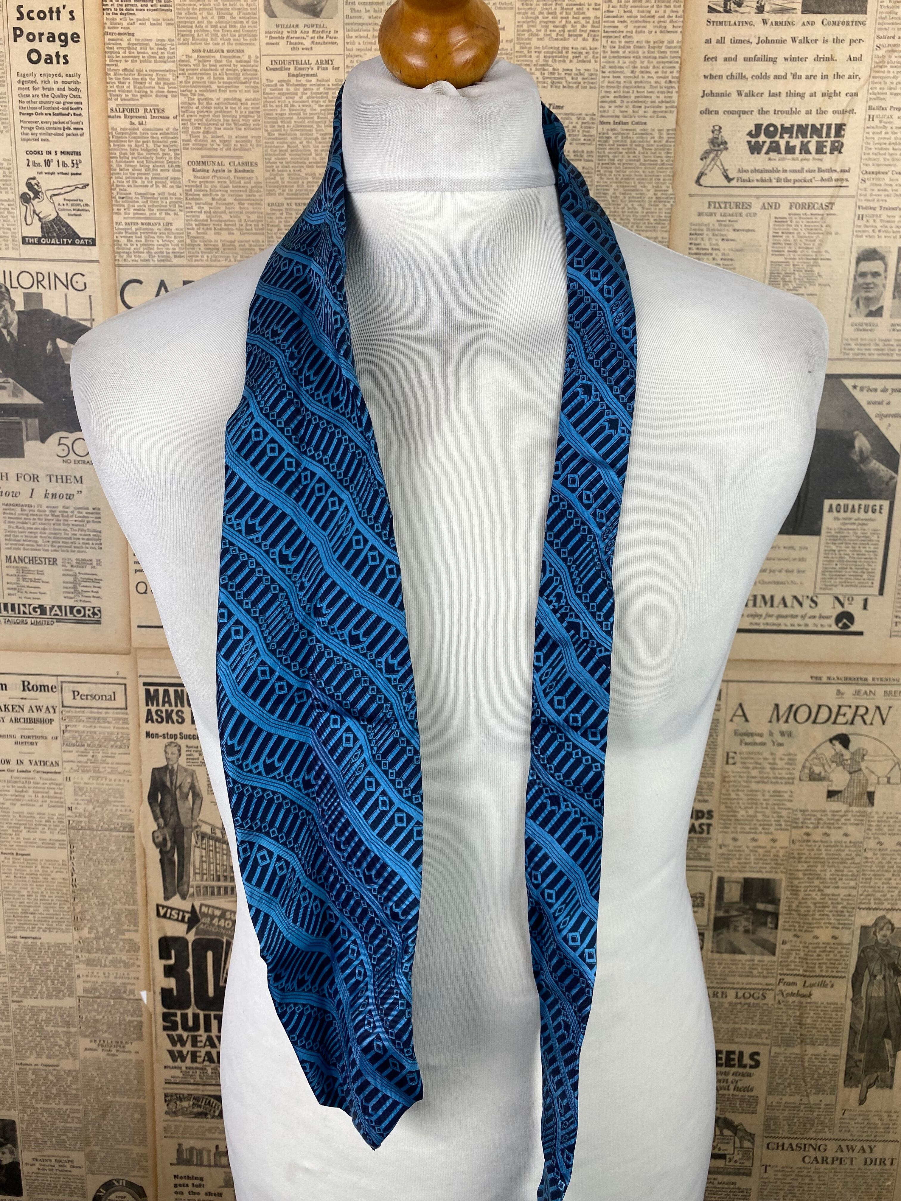 Vintage 1970's wide Aquascutum tie