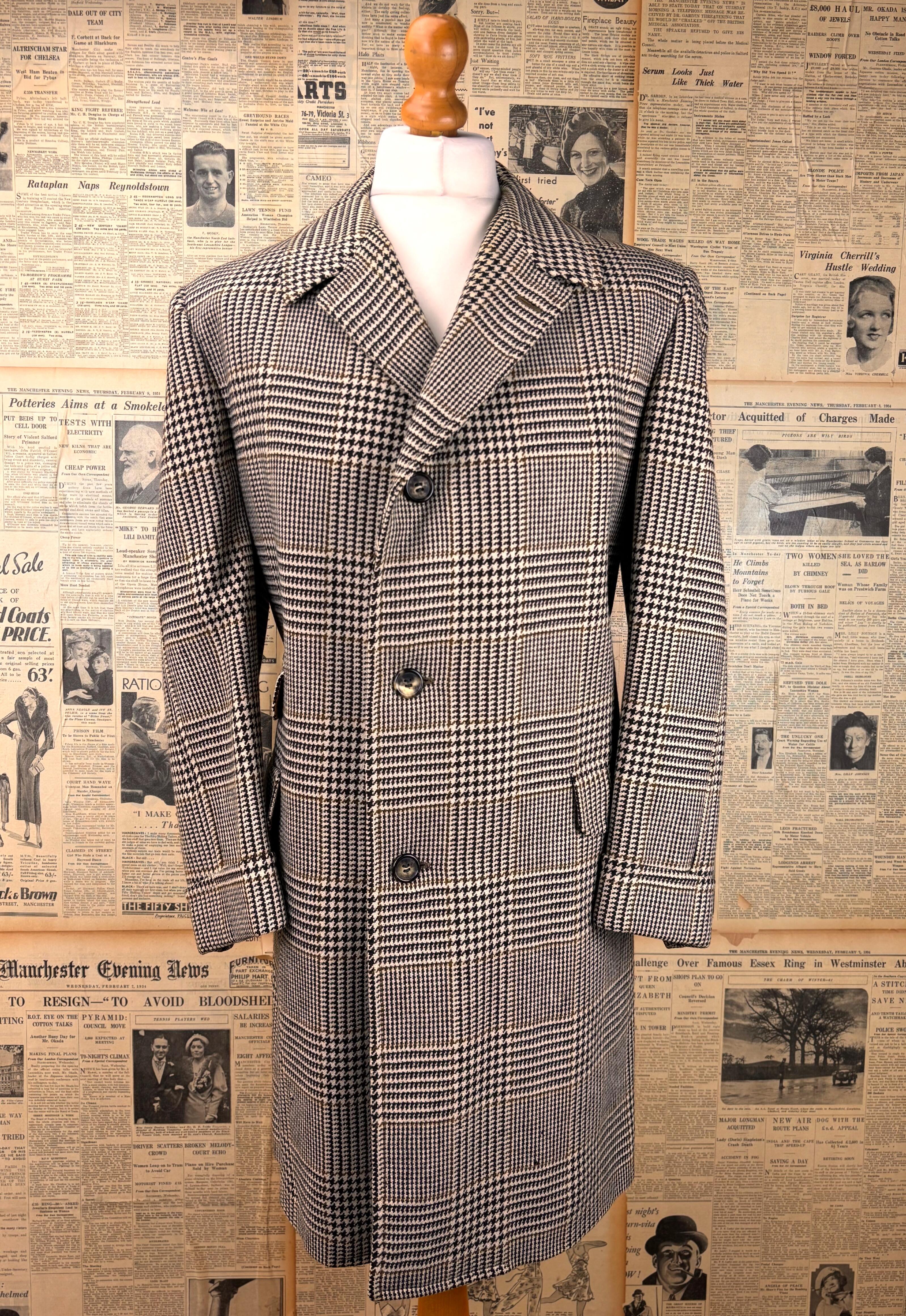 最終価格　60s Chester Barrie Tweed Coat Chester Barrie Prince of Wales tweed overcoat size 42
