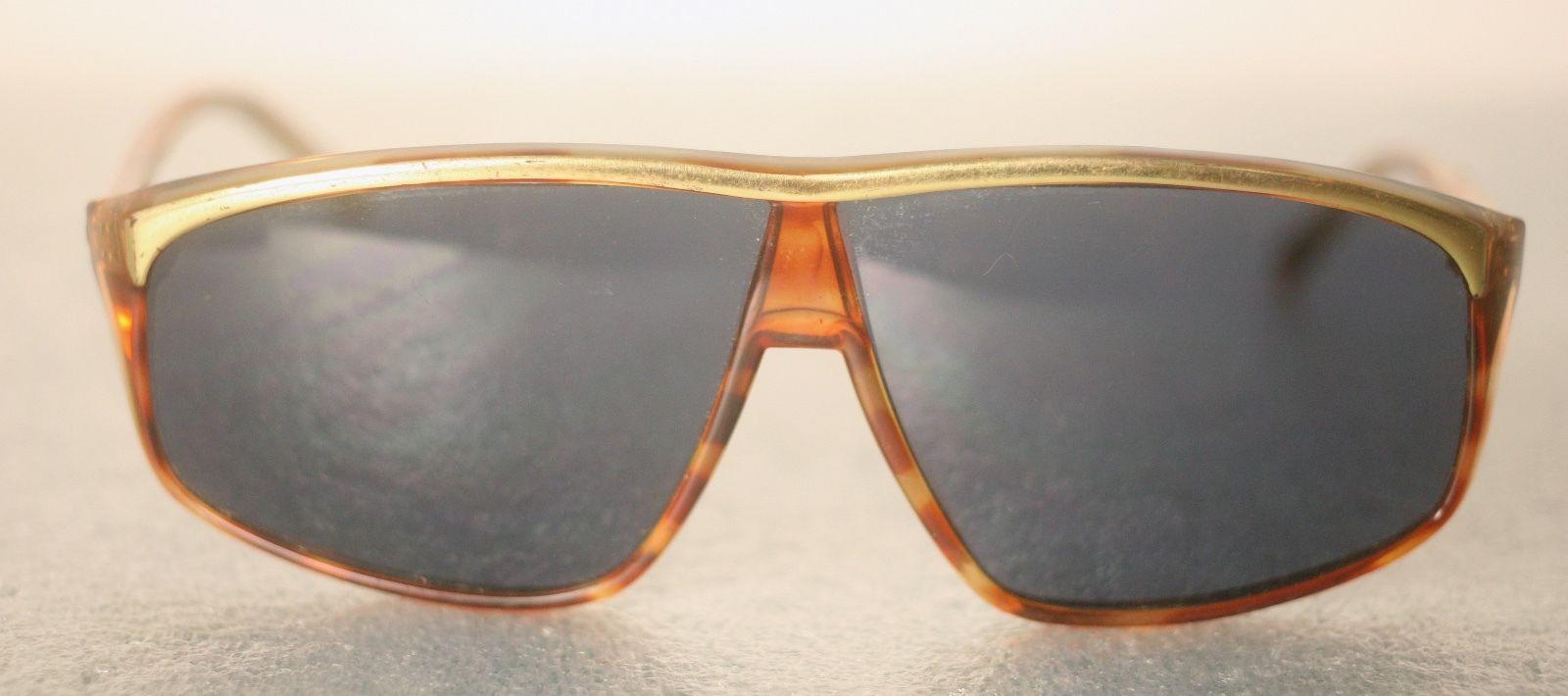 爆買いセール Vintage Foster Grant Sunglasses Brownish Gray 1980's theacres.com.au