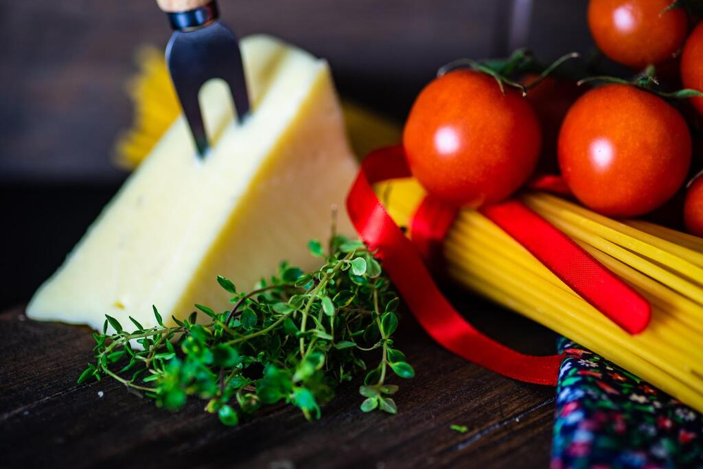 What to Stock for Counters, Menus, and Better Trade Sales