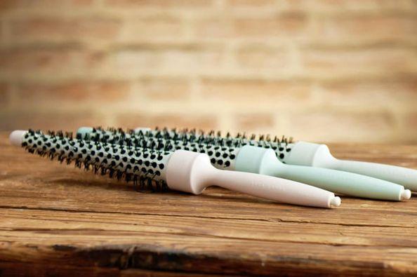 The Wavy Styling Brush Collection