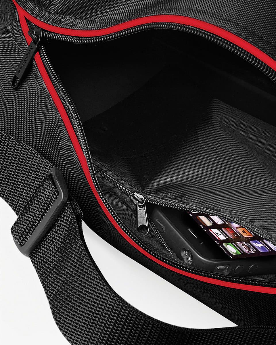 Bagbase Retro Shoulder Bag in Black / Classic Red (Product Code: BG14)