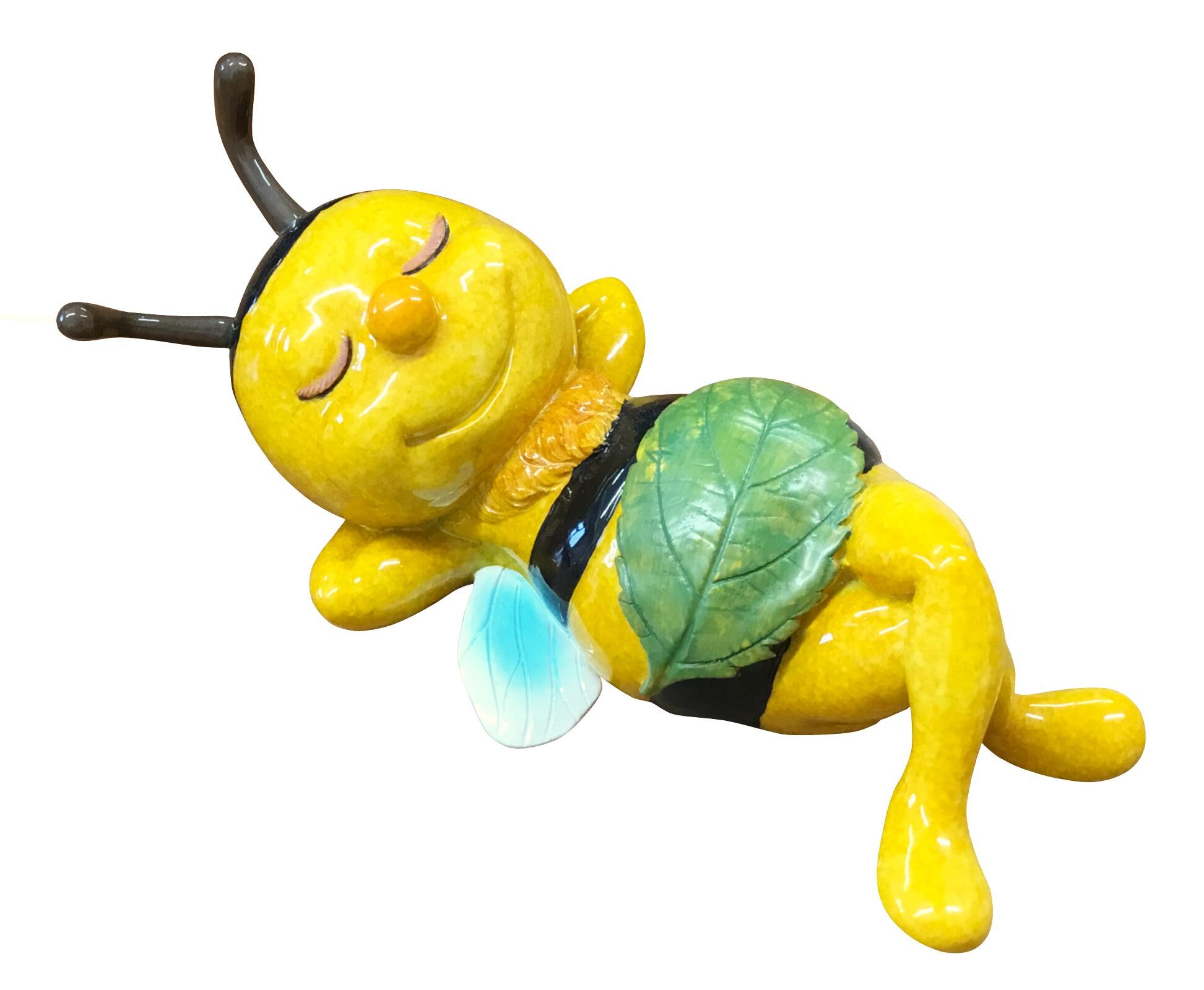 resin-sleeping-bee