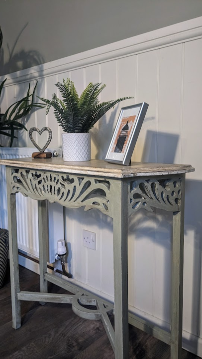 upcycled shabby chic hallway table