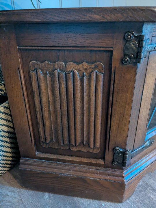 tv cabinet with doors