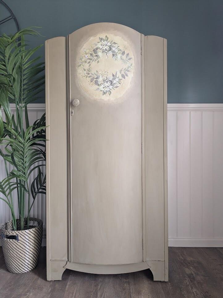 Vintage Wardrobe