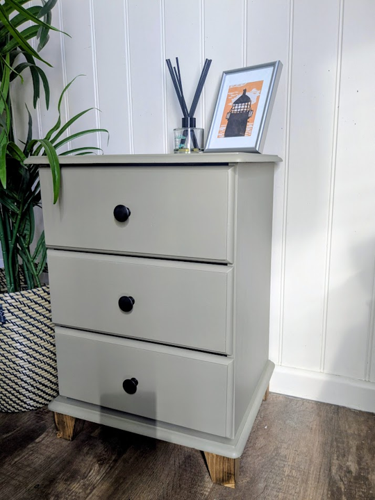 upcycled bedside table