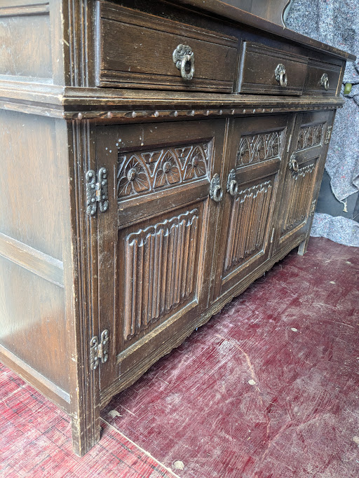 dresser