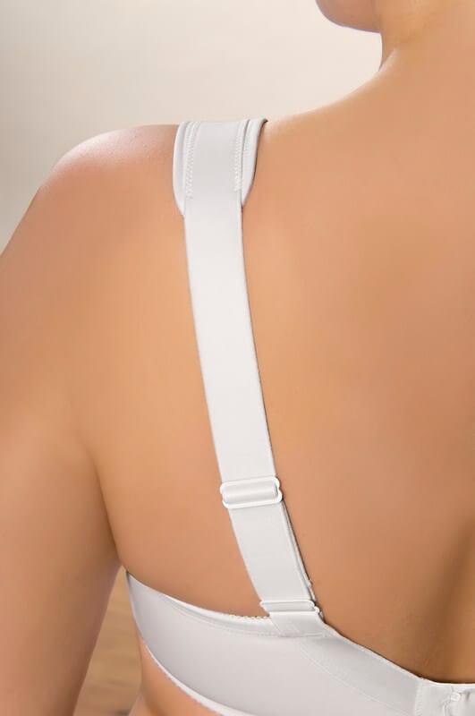 Kate Underwired Sports Bra shoulder straps