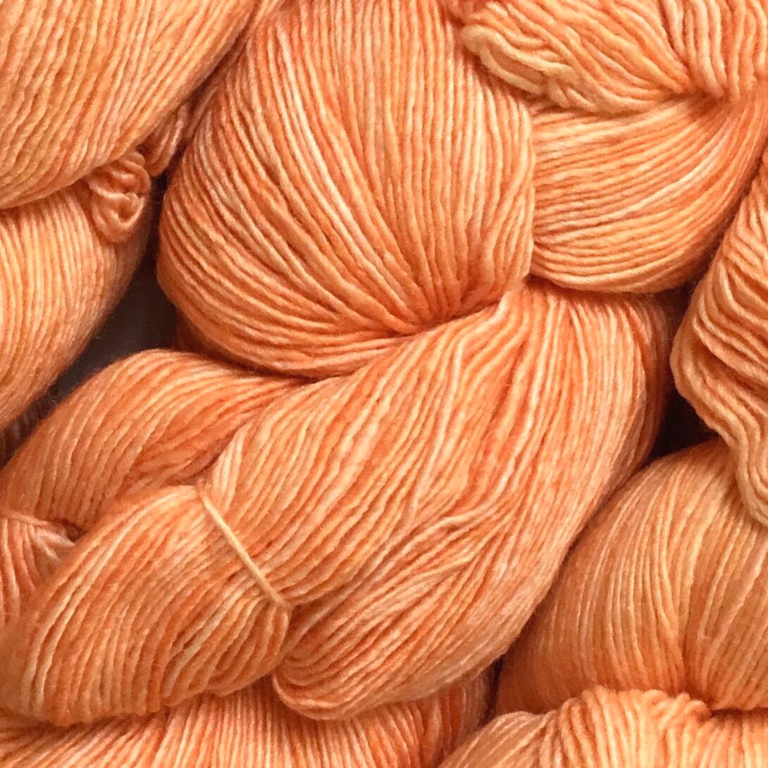 Manos Del Uruguay Silk Blend Fino - 100gm 9999 Violets