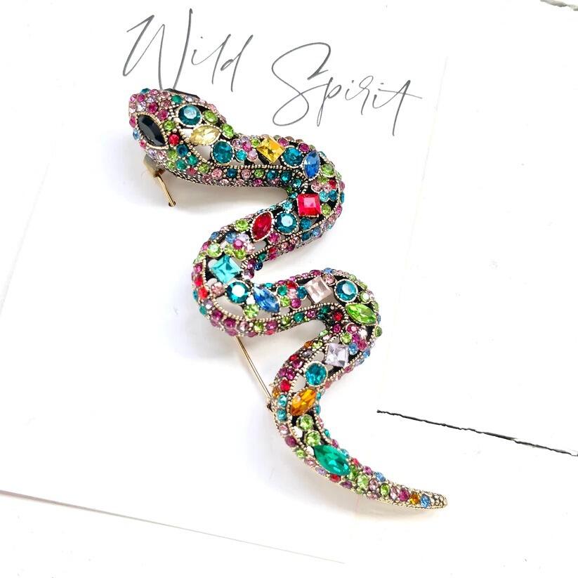 Snake brooch