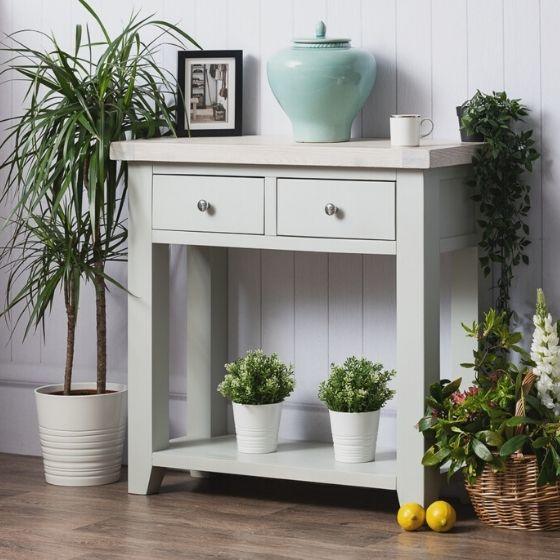 Console table lifestyle