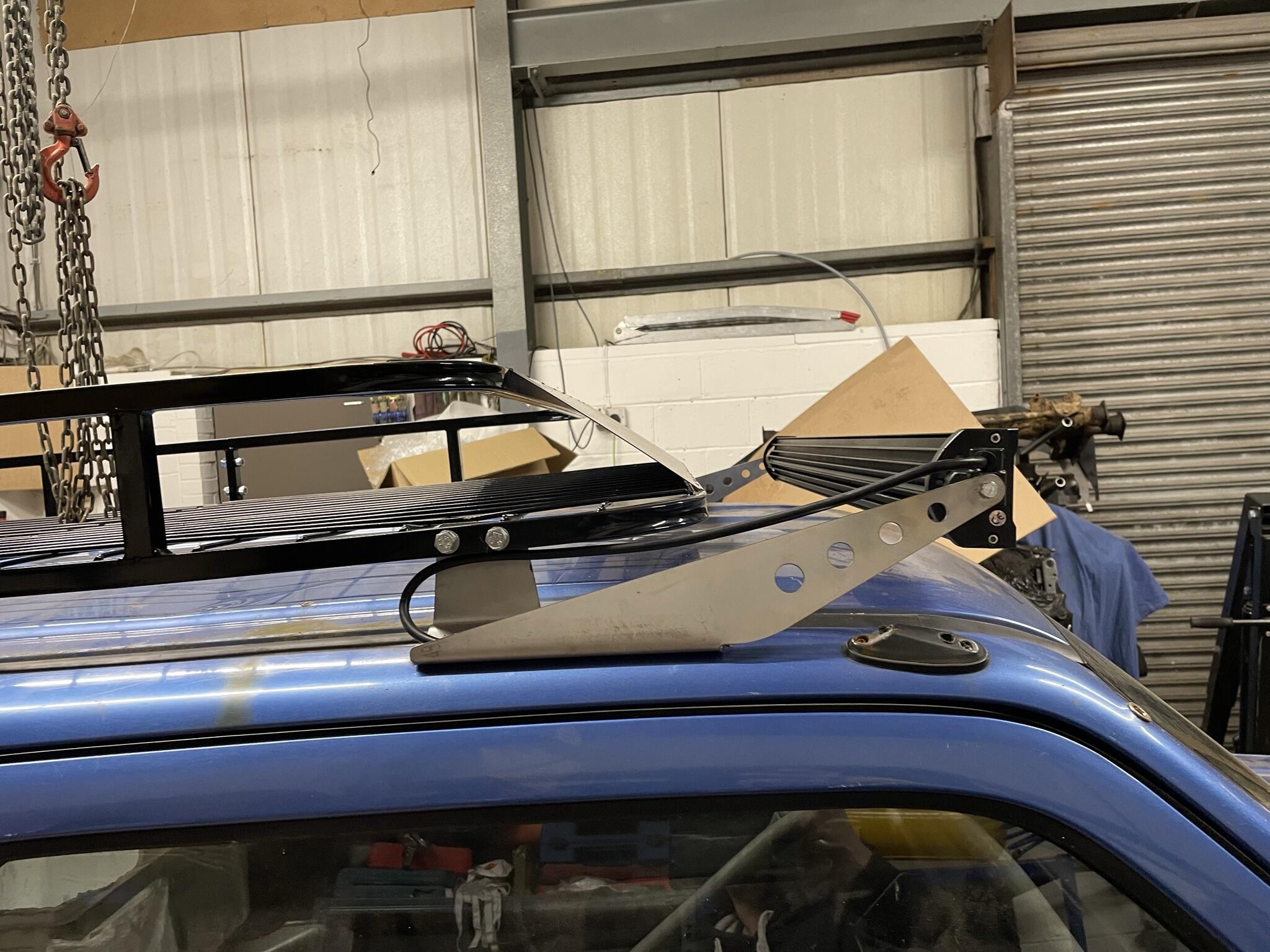 Rhino rack light bar bracket hot sale