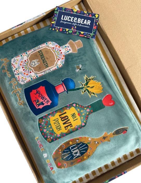 Magic Potions velvet Pouch