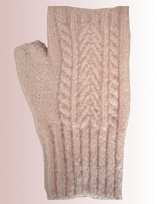 Blush Cable Cashmere blend fingerless gloves