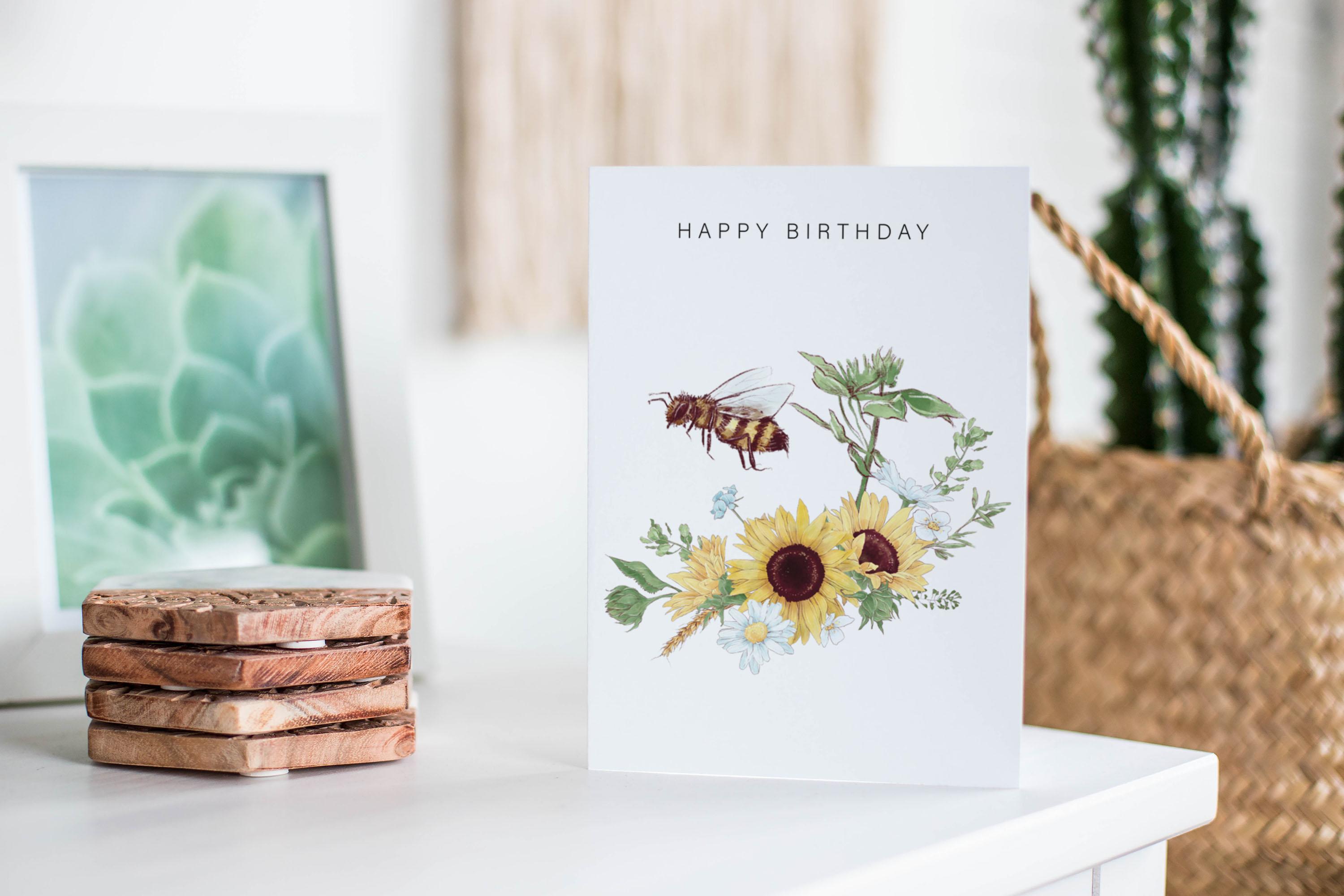 bee sunflower greeting card