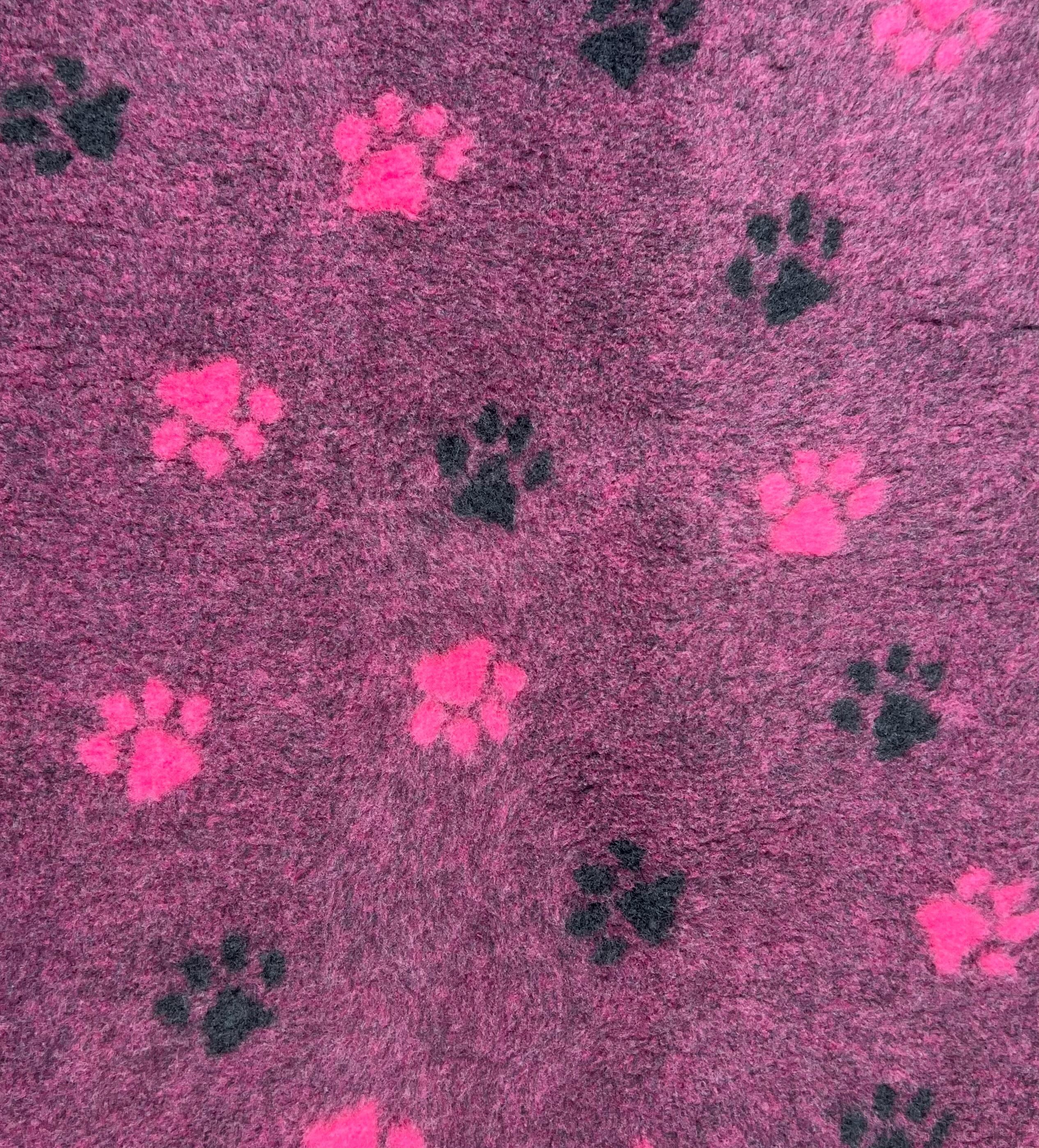 Dogeria Bedding for Dogs Green Backed Pink with Black/Pink Paws