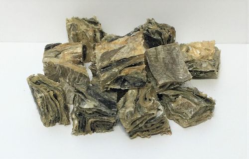 Small Dried Fish Skin Cubes: The Perfect Natural Treat for Your Dog