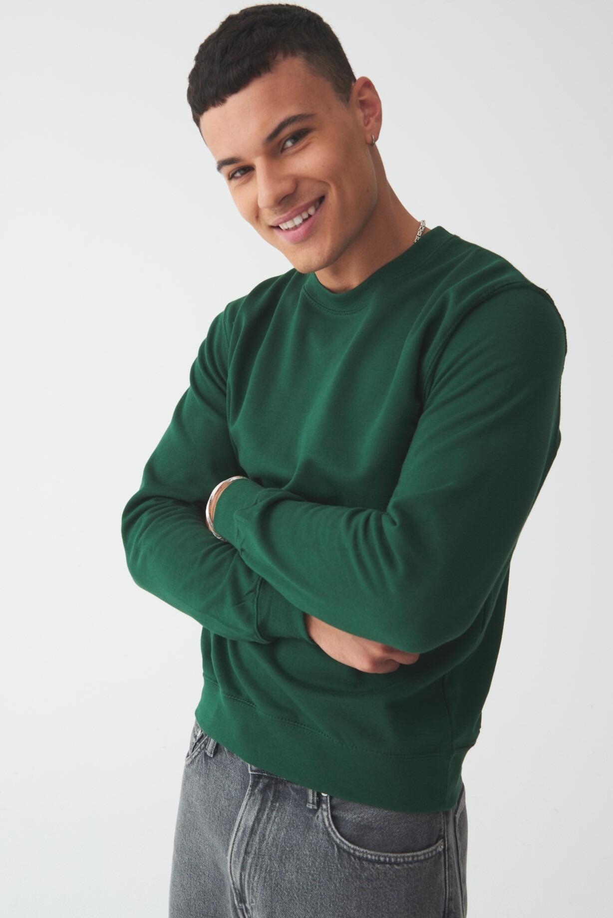 Kelly green crew store neck sweatshirt