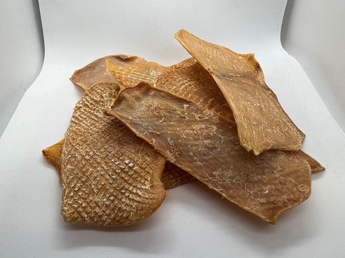 Dried Squid Strips: Nutritious & Natural Treats for Your Dog