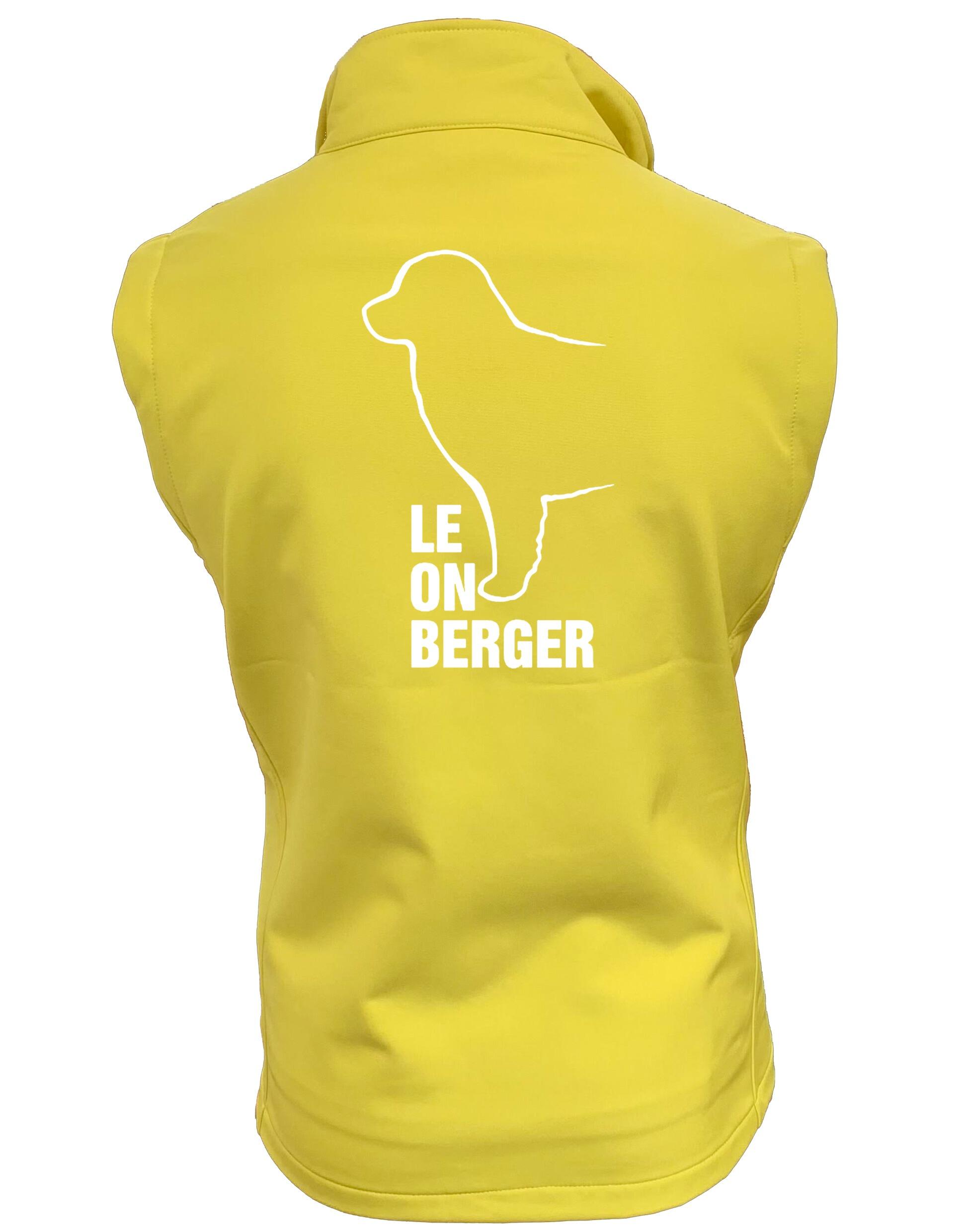 Women’s softshell jacket featuring an exclusive Leonberger design with water-resistant fabric and fleece lining.