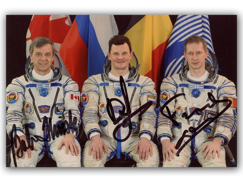 Roman Romanenko, Frank De Winne & Bob Thirsk signed 6x4” photo
