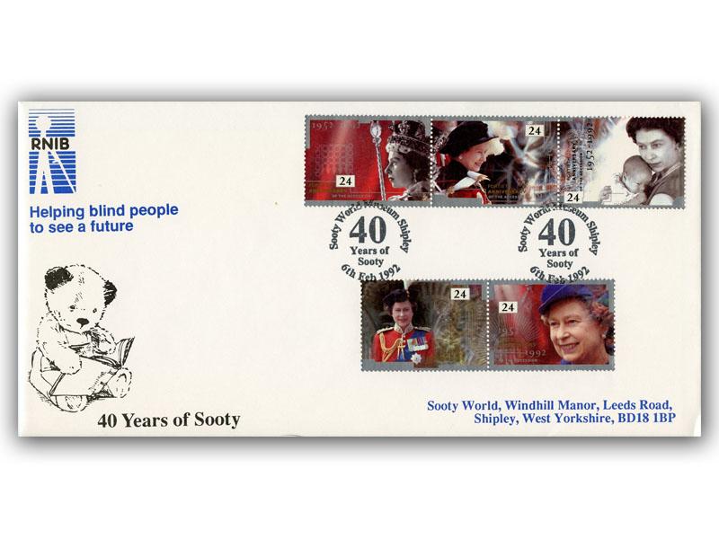 1992 Accession 40th anniversary, Sooty official