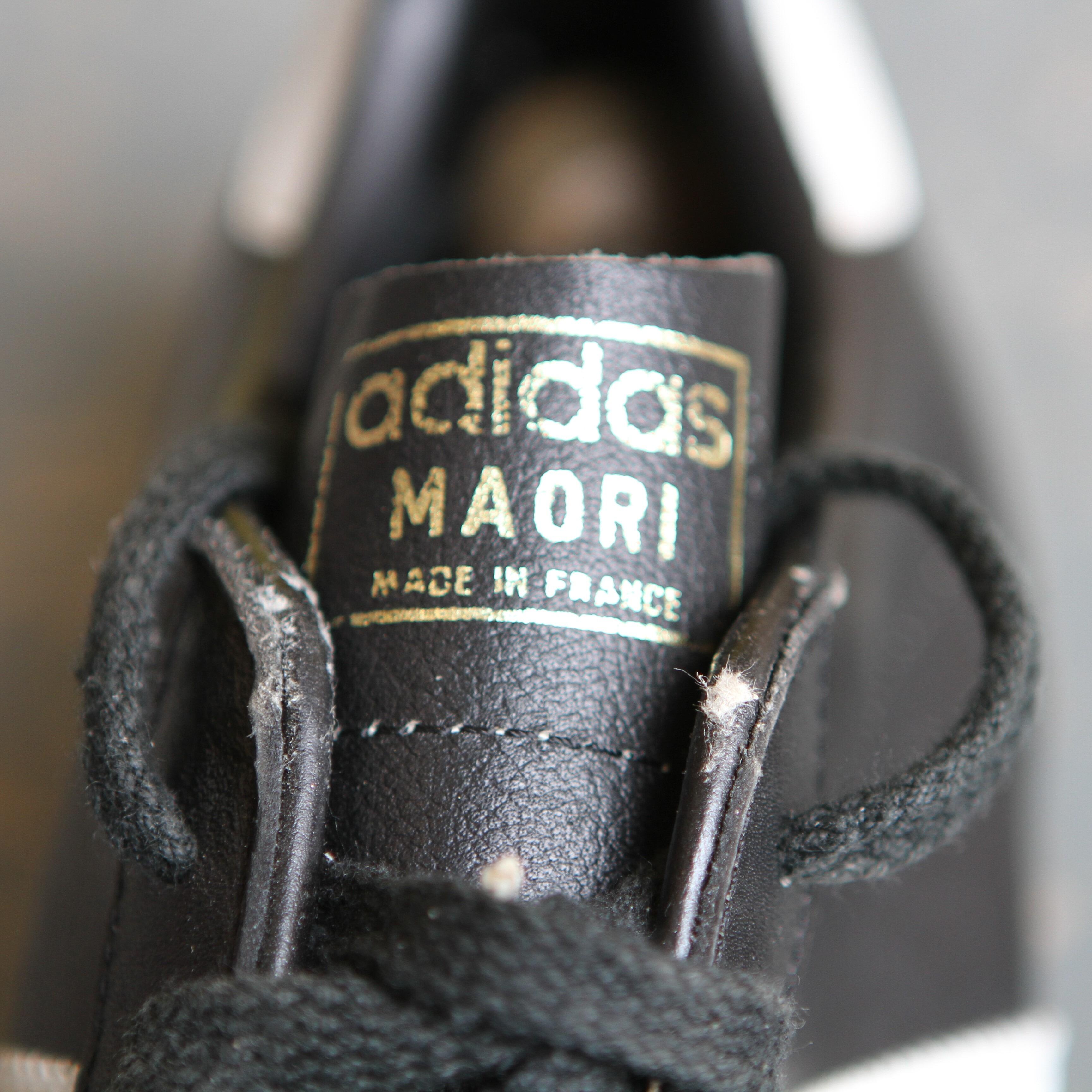 ADIDAS Maoril Unworn Football BOOTS- badge