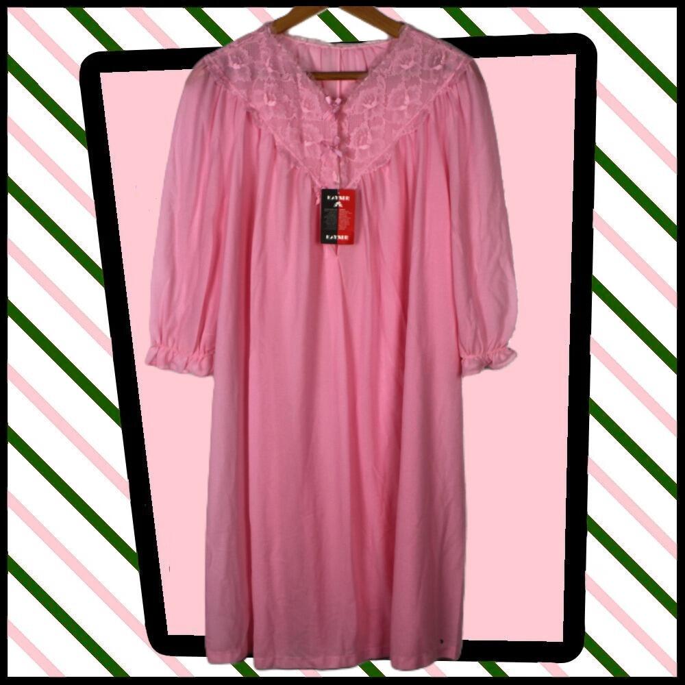 Vintage unworn KAYSER Vintage Pink Nightie