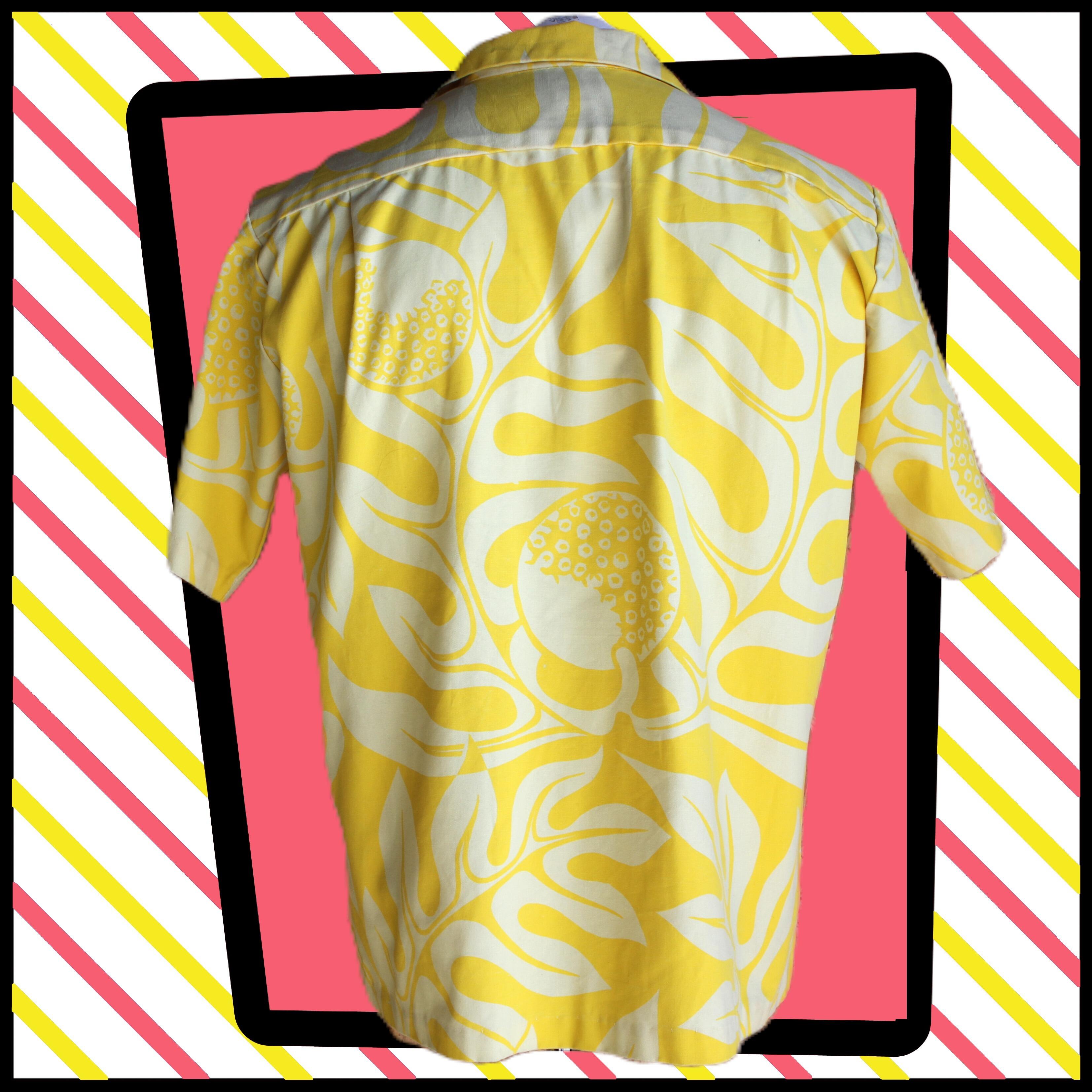 fabulous original vintage 70s Tahiti Imports Hawaiian shirt- rear view