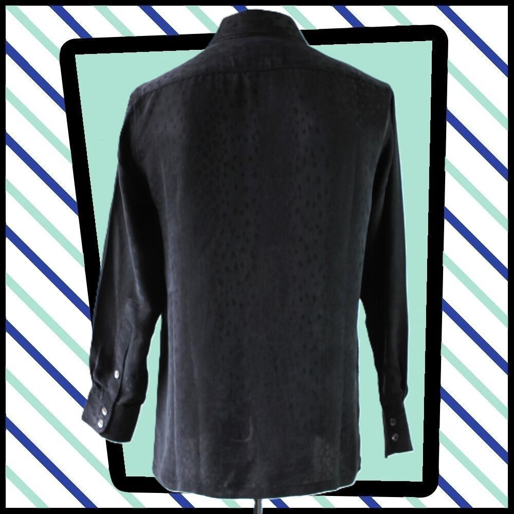 Fabulous V2 Versace textured black shirt with teardrop collar- rear view