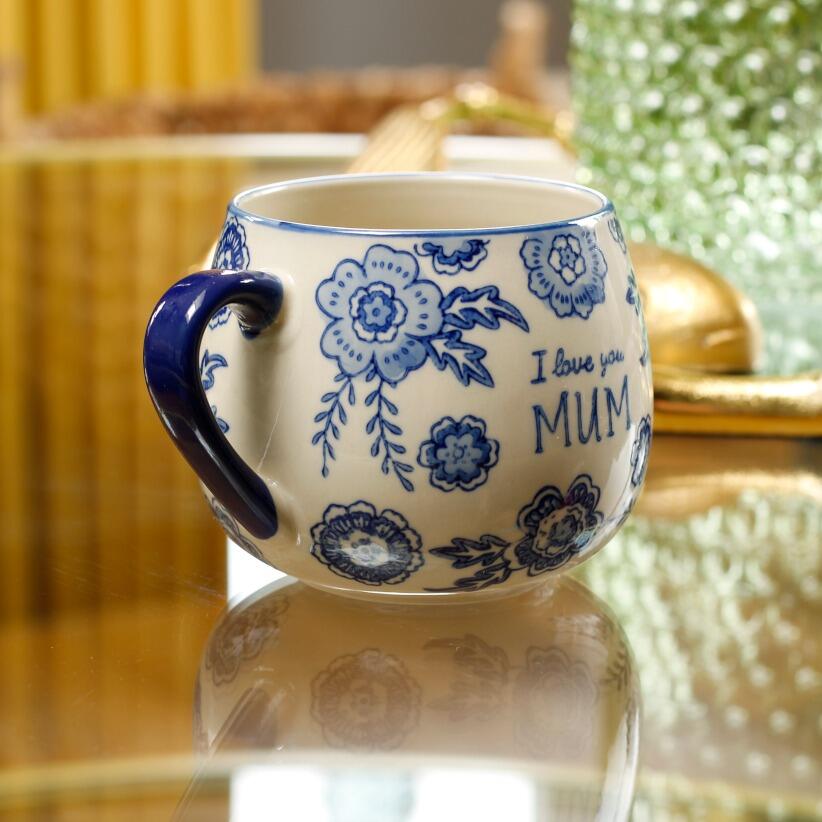 I love you mum mug with blue floral pattern coffee table